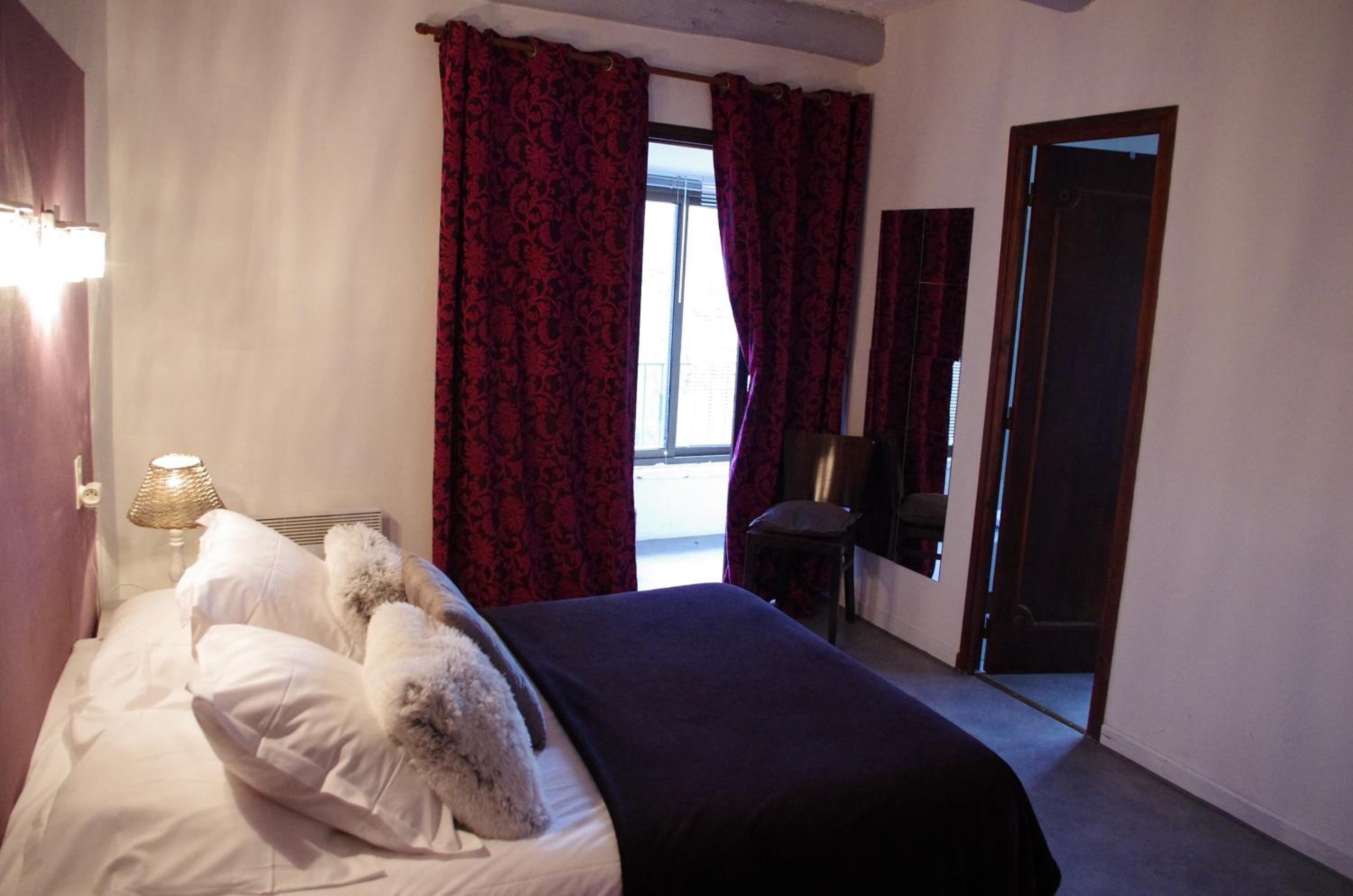 Double Room with Private External Bathroom