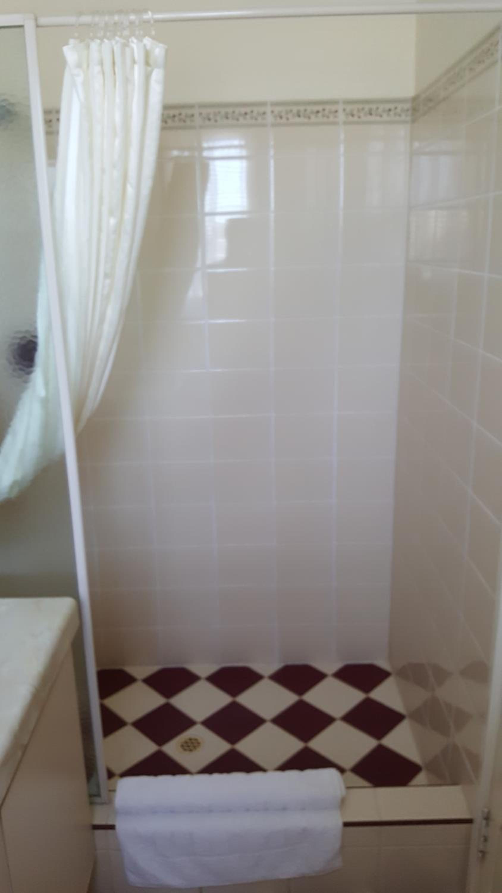 Pond View King or Twin Room