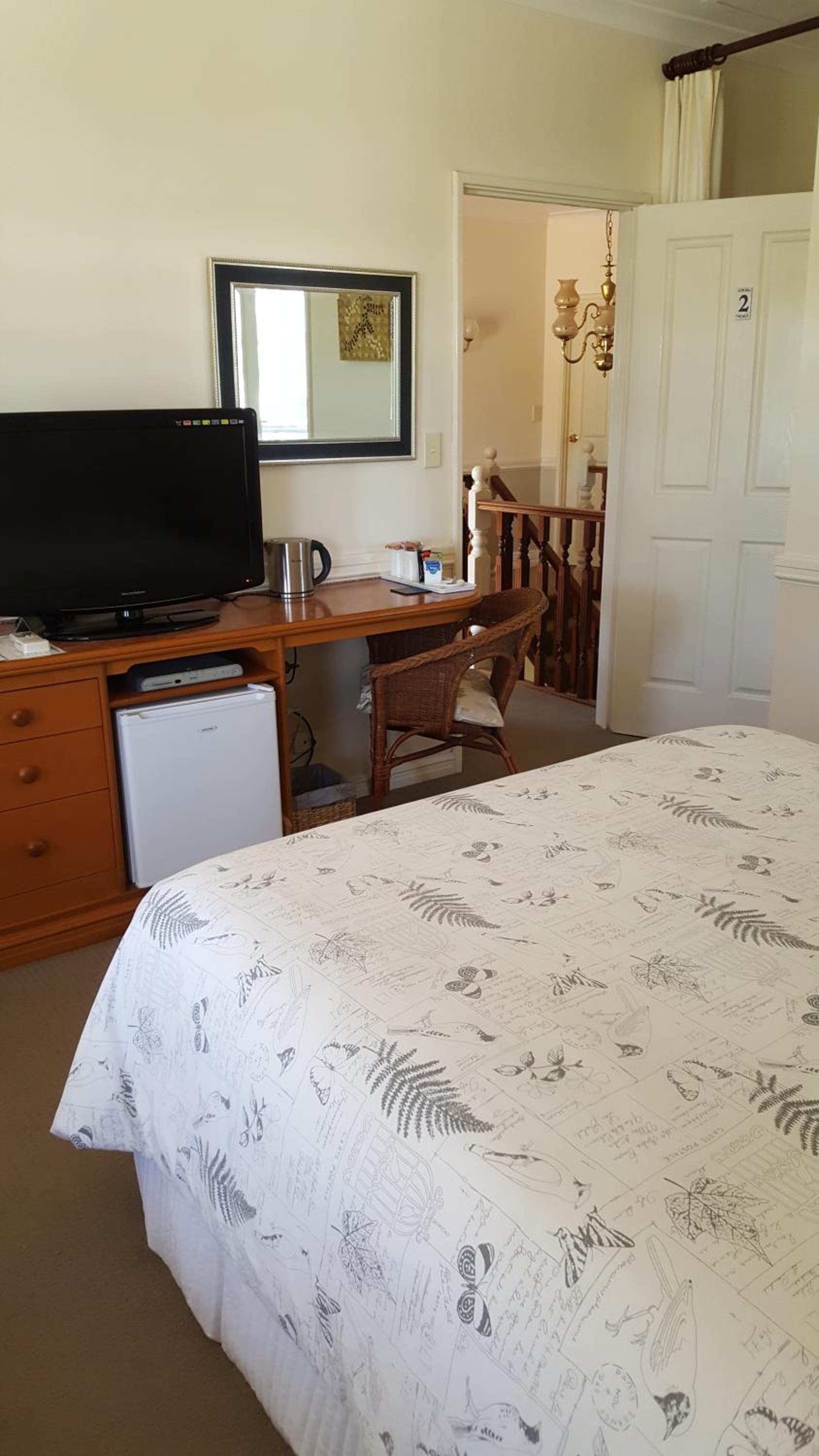 Queen Room with Garden View
