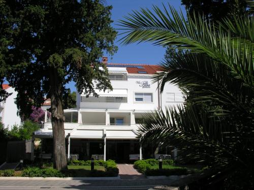 Superior One-Bedroom Apartment with Terrace and Promenade View