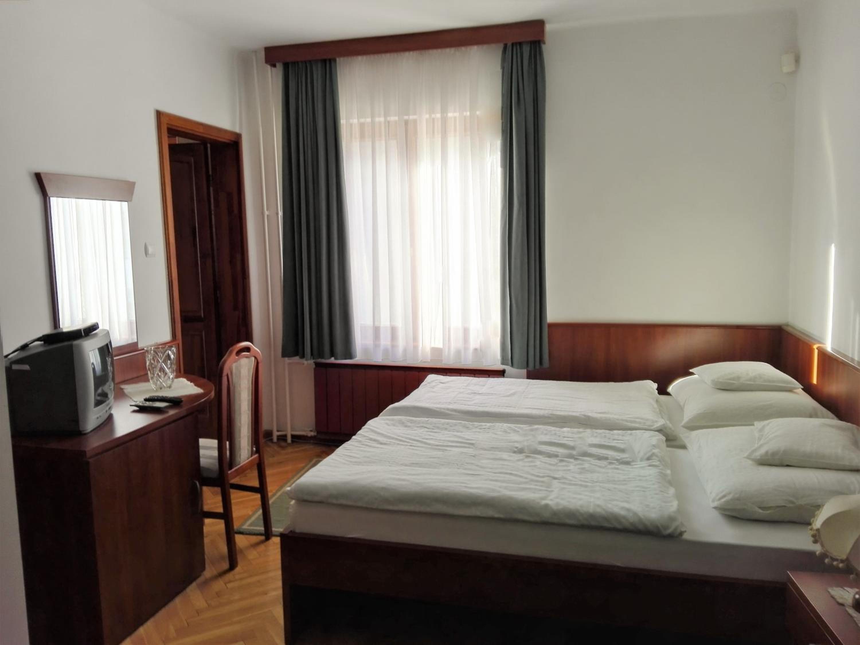 One-Bedroom Suite photo 1