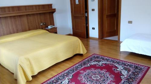 Quadruple Room with Bathroom photo 2