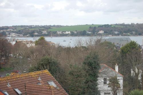 Deluxe Double or Twin Room with Sea View photo 3