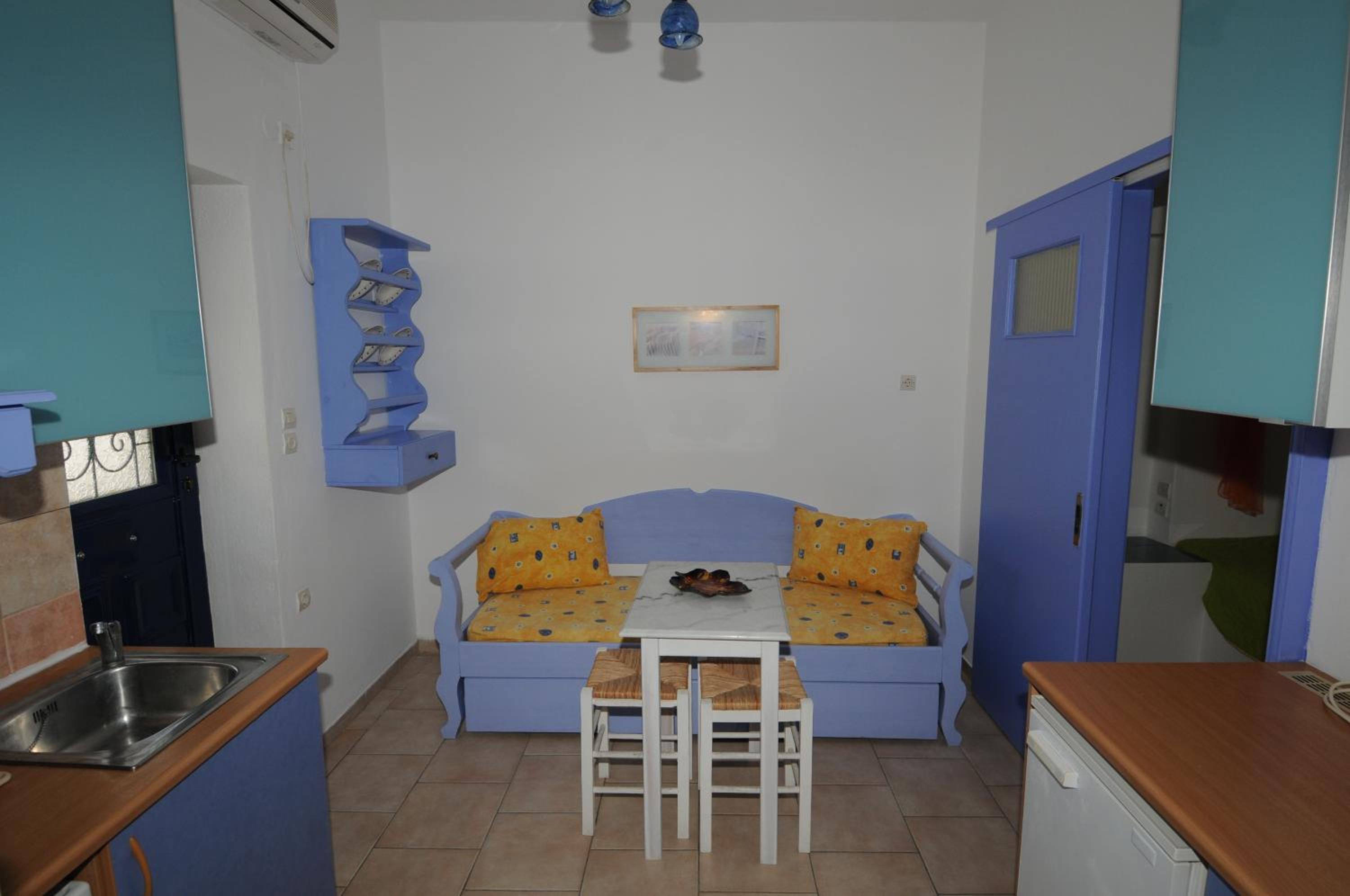 One-Bedroom Apartment with City View photo 3
