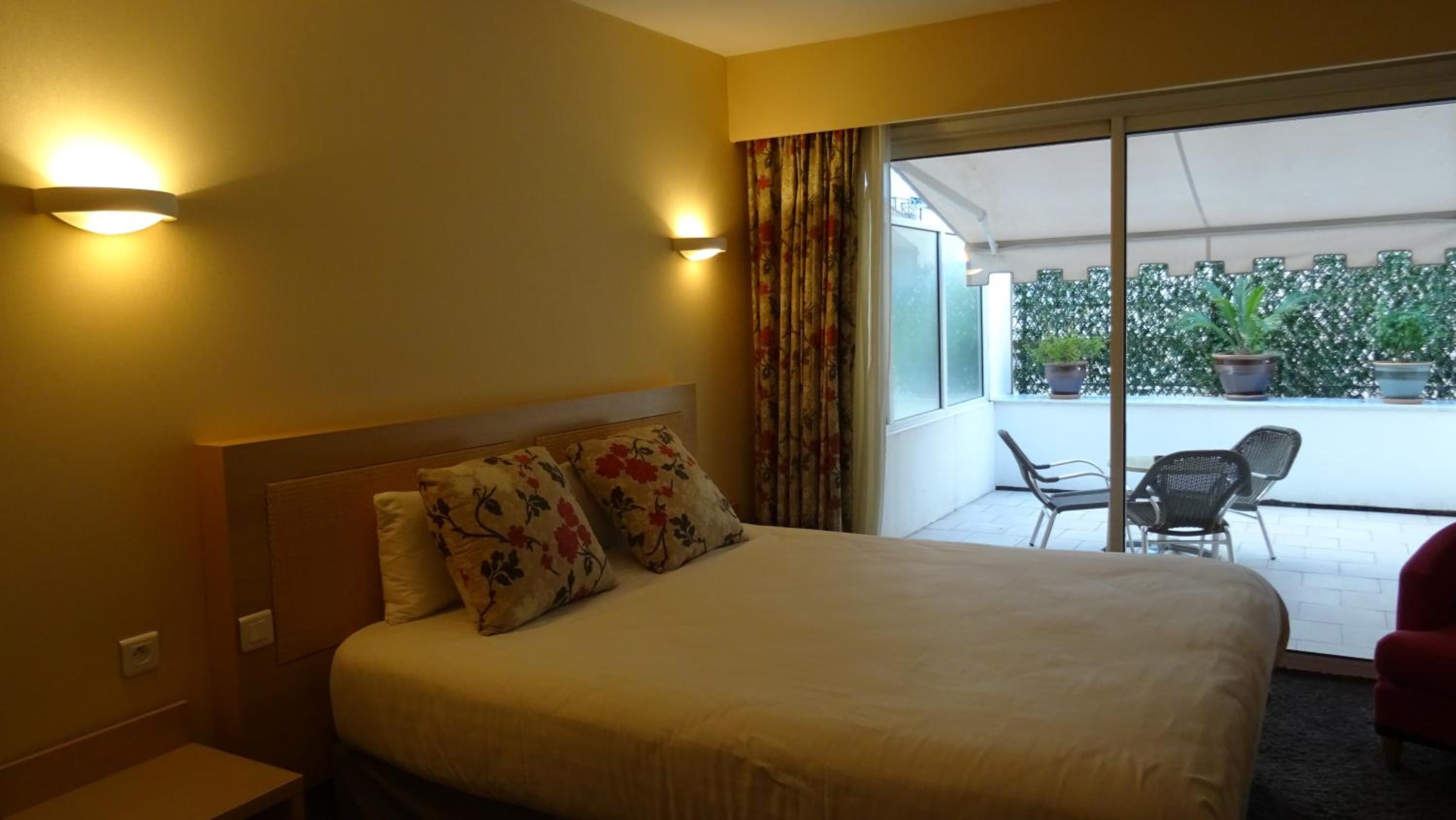 Double Room with Terrace