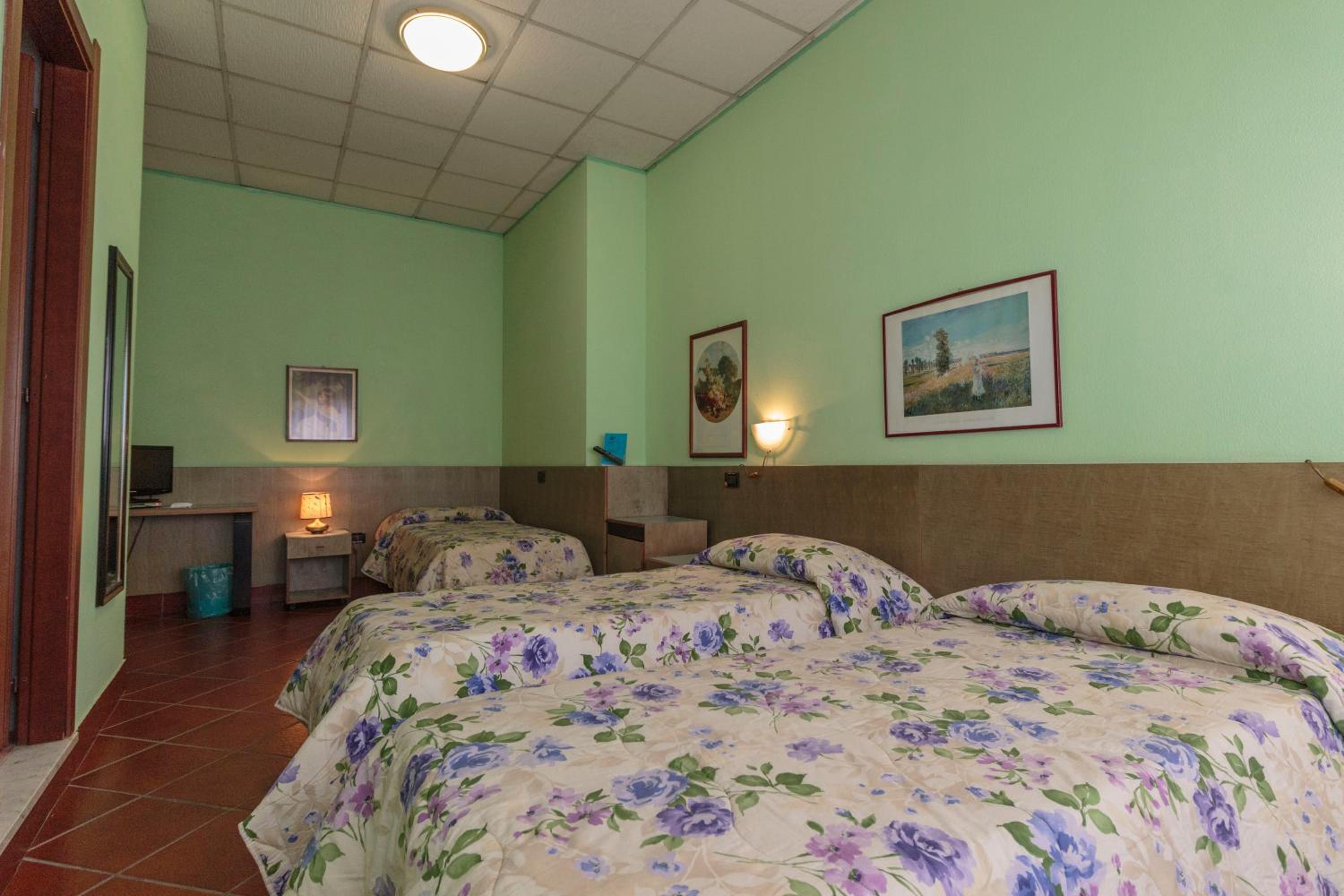 Triple Room photo 3