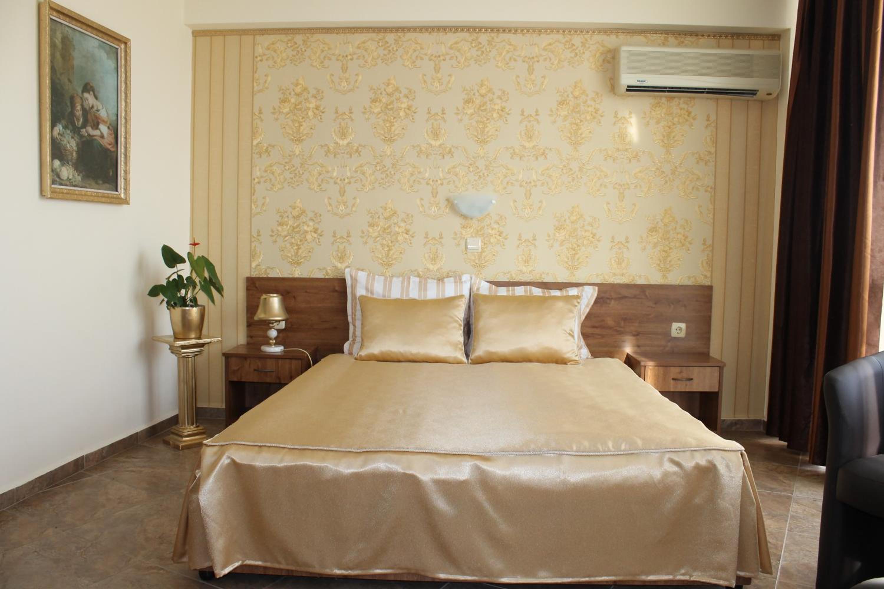 Double Room with Balcony photo 1