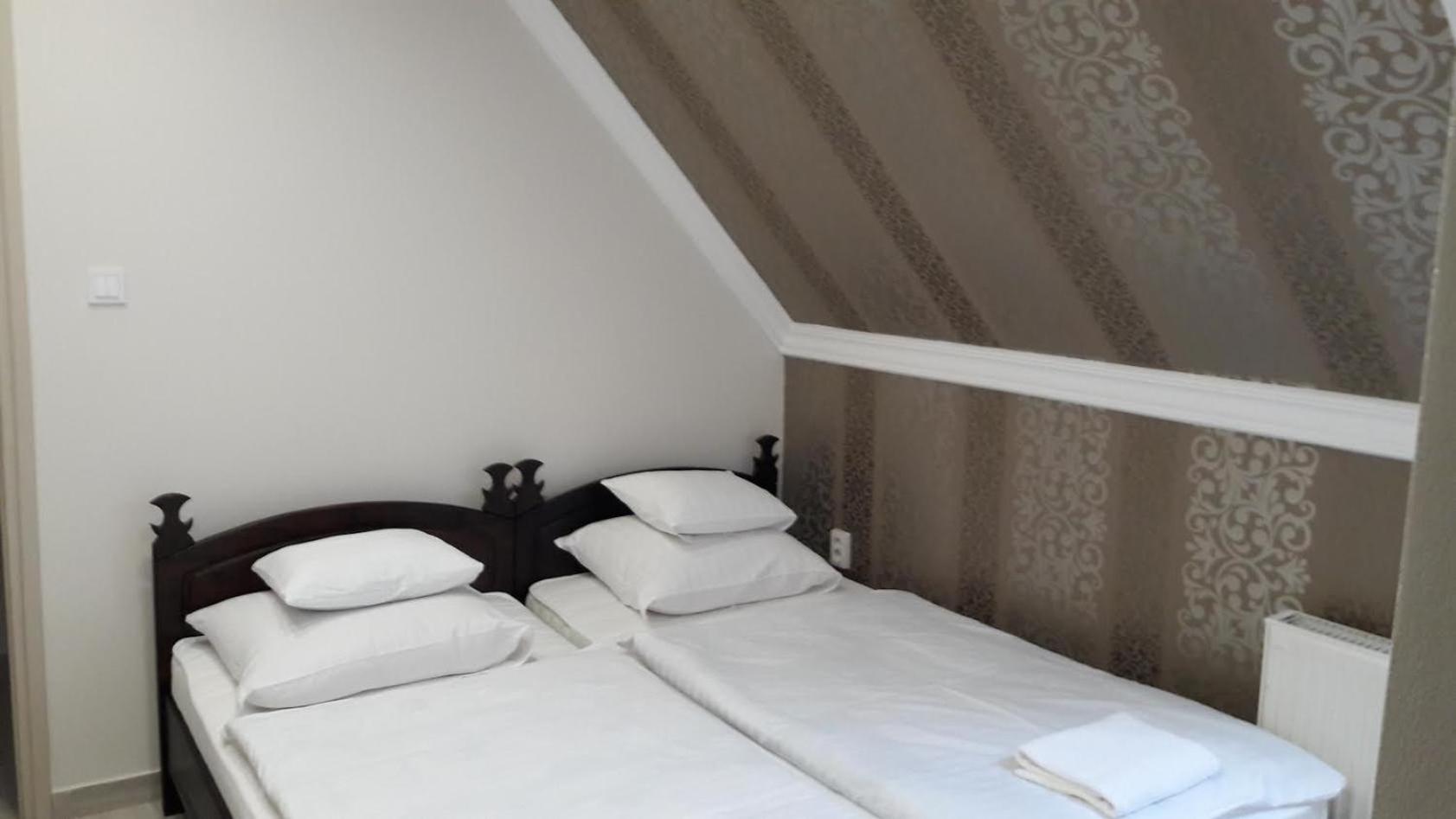 Single Room with Bath