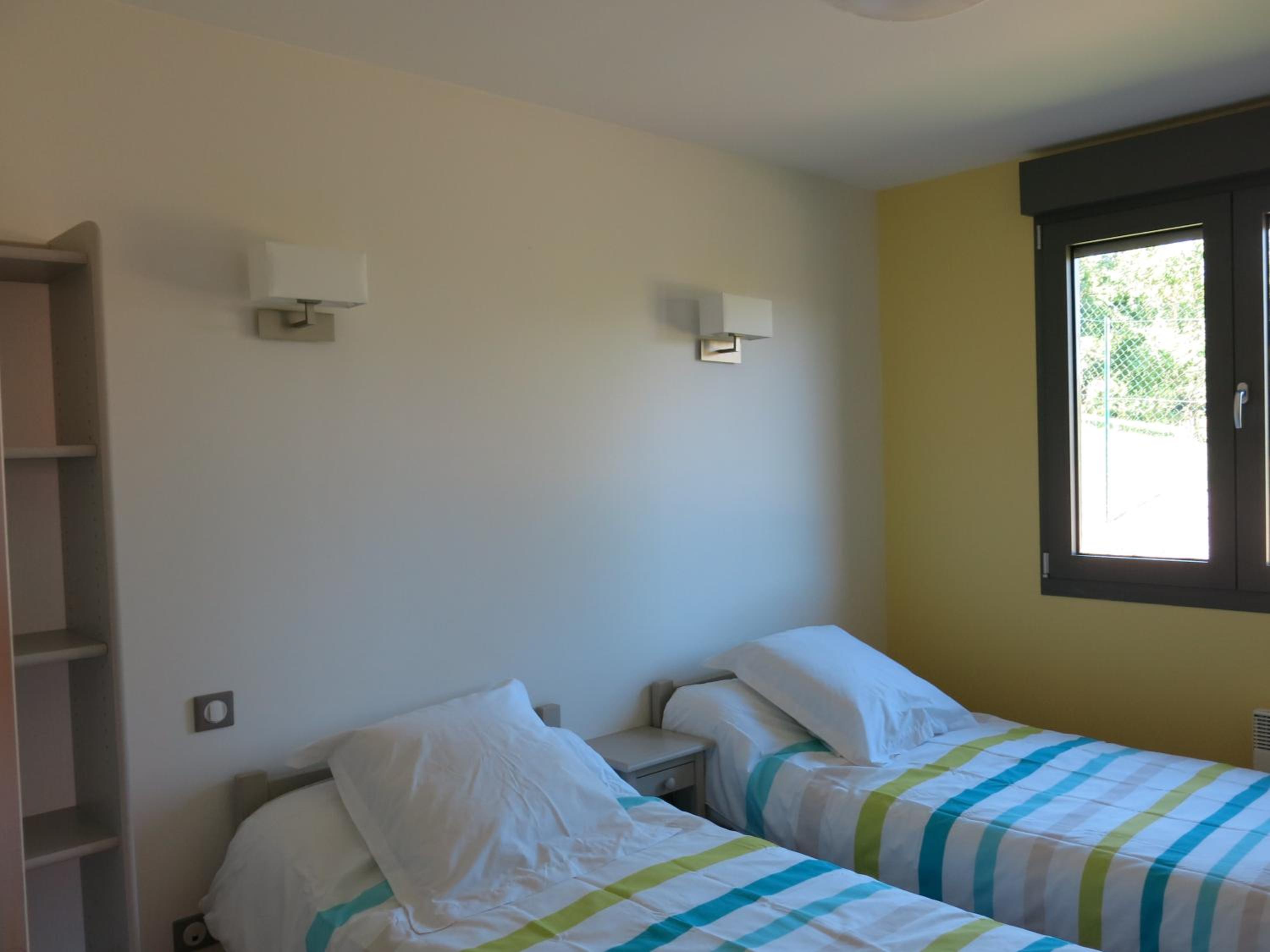 Three-Bedroom House - Photo 12