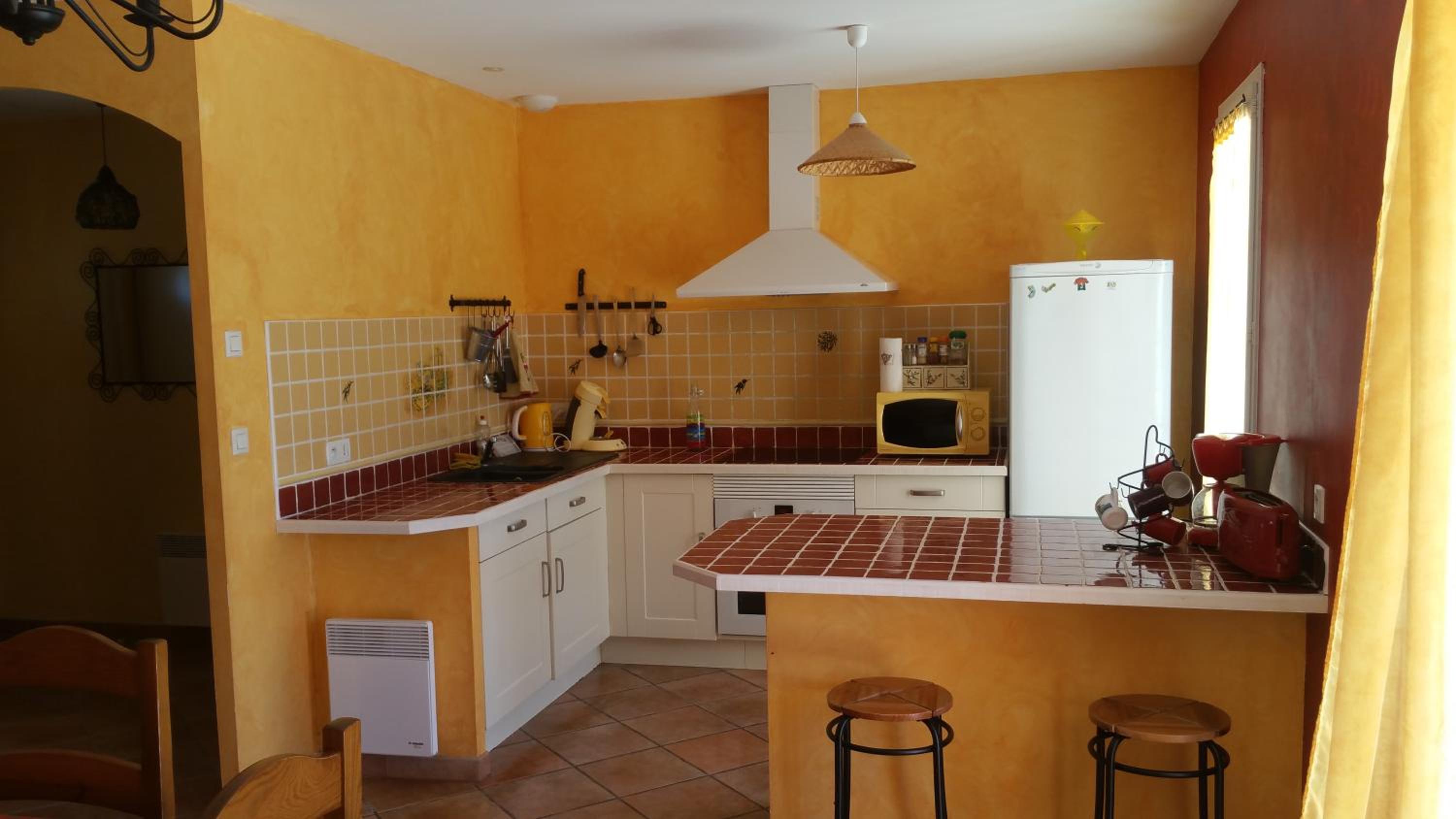 Three-Bedroom House photo 3