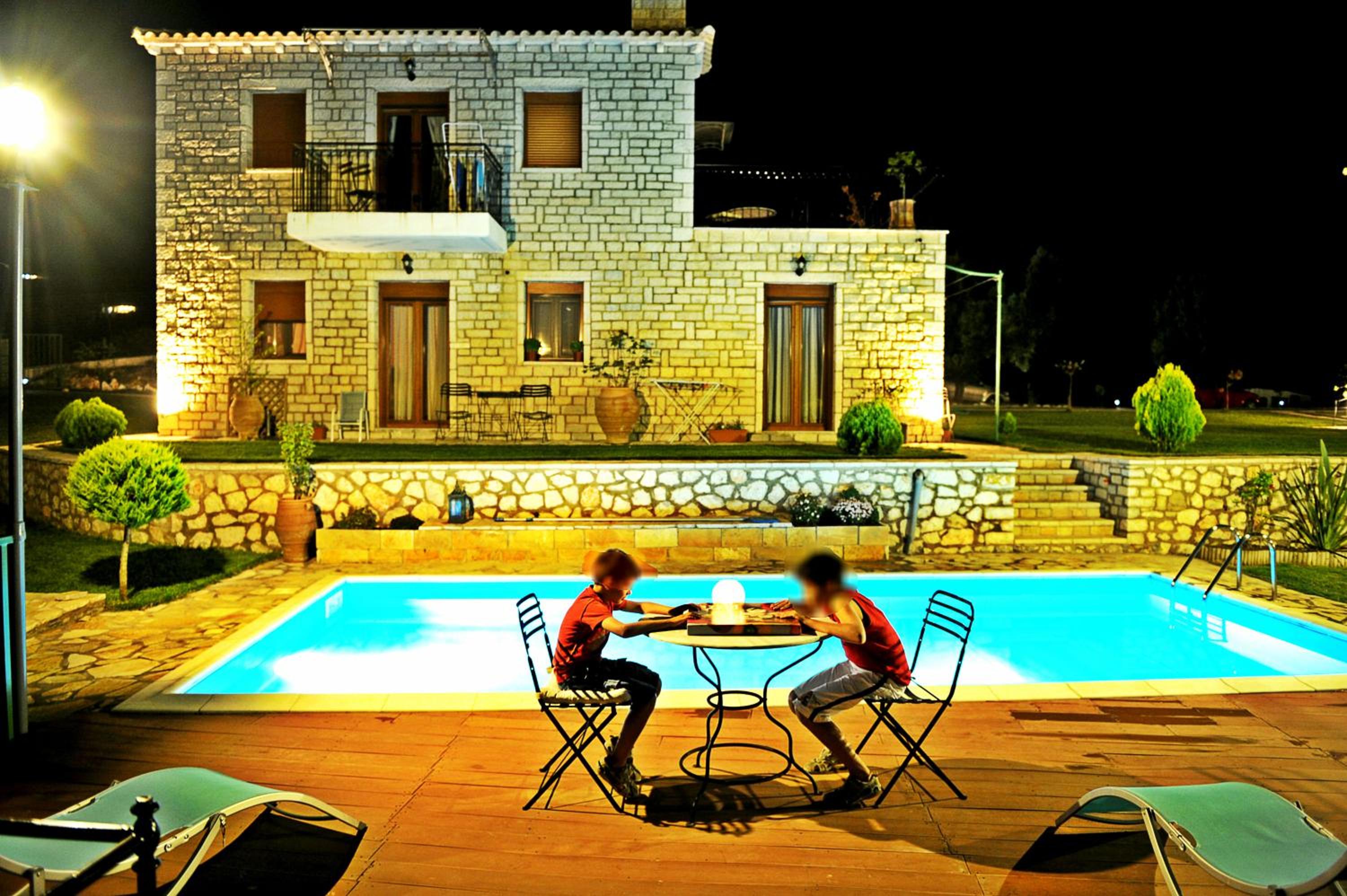 Three-Bedroom House photo 1