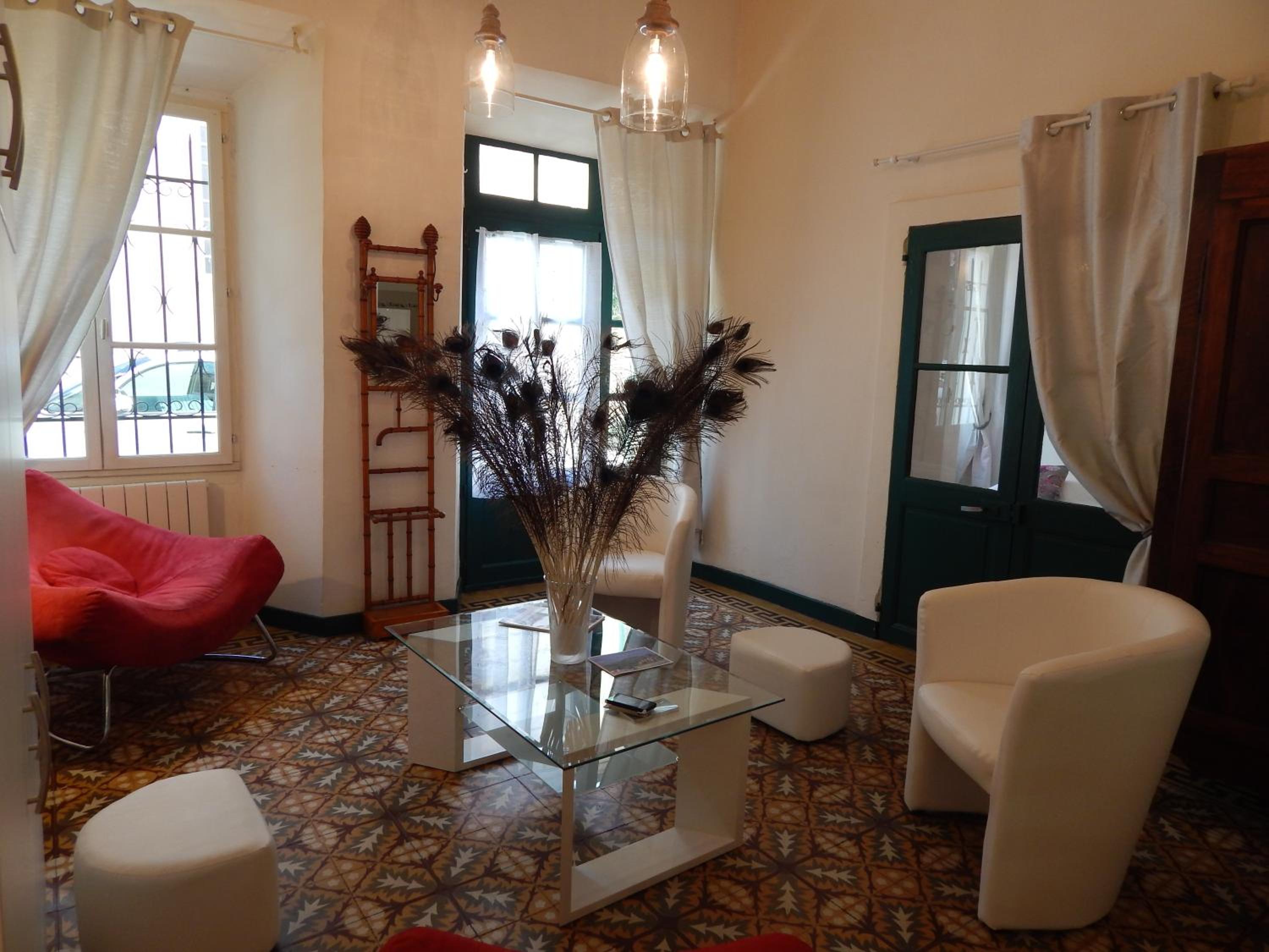 Apartment - Ground Floor - Photo 4
