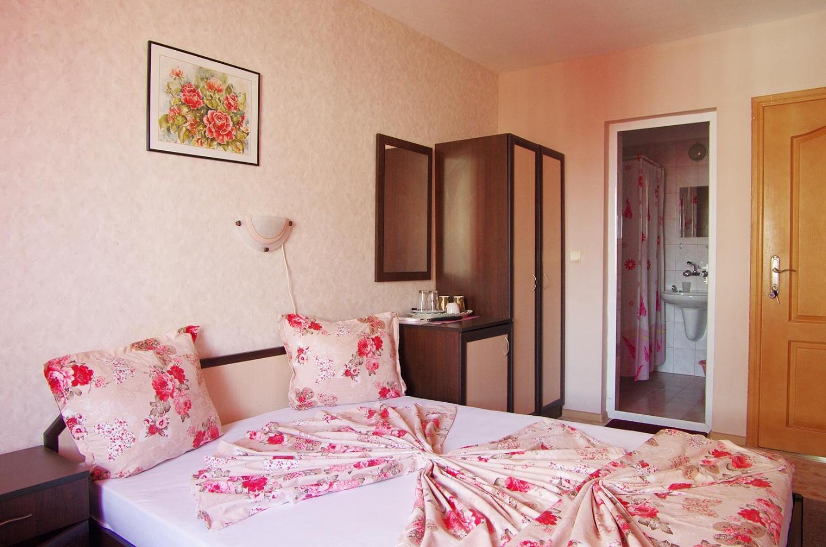 Double or Twin Room with Terrace
