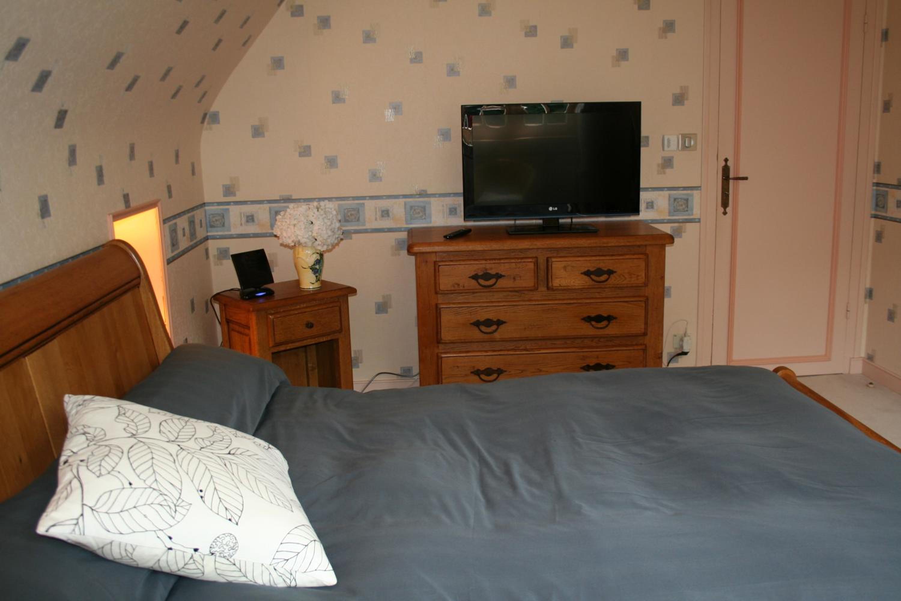 Double Room - Photo 4