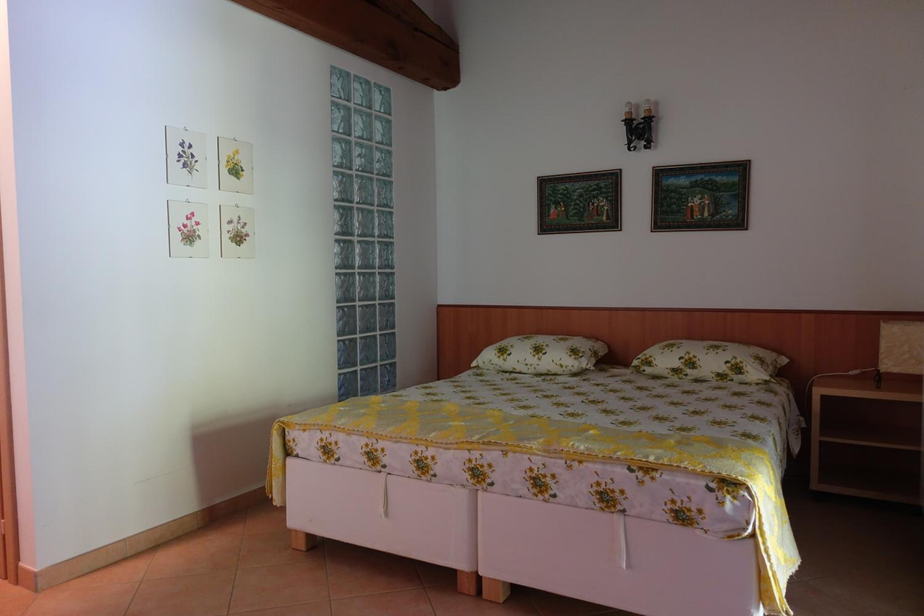 Apartment - Photo 13