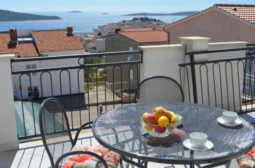 Studio with Terrace