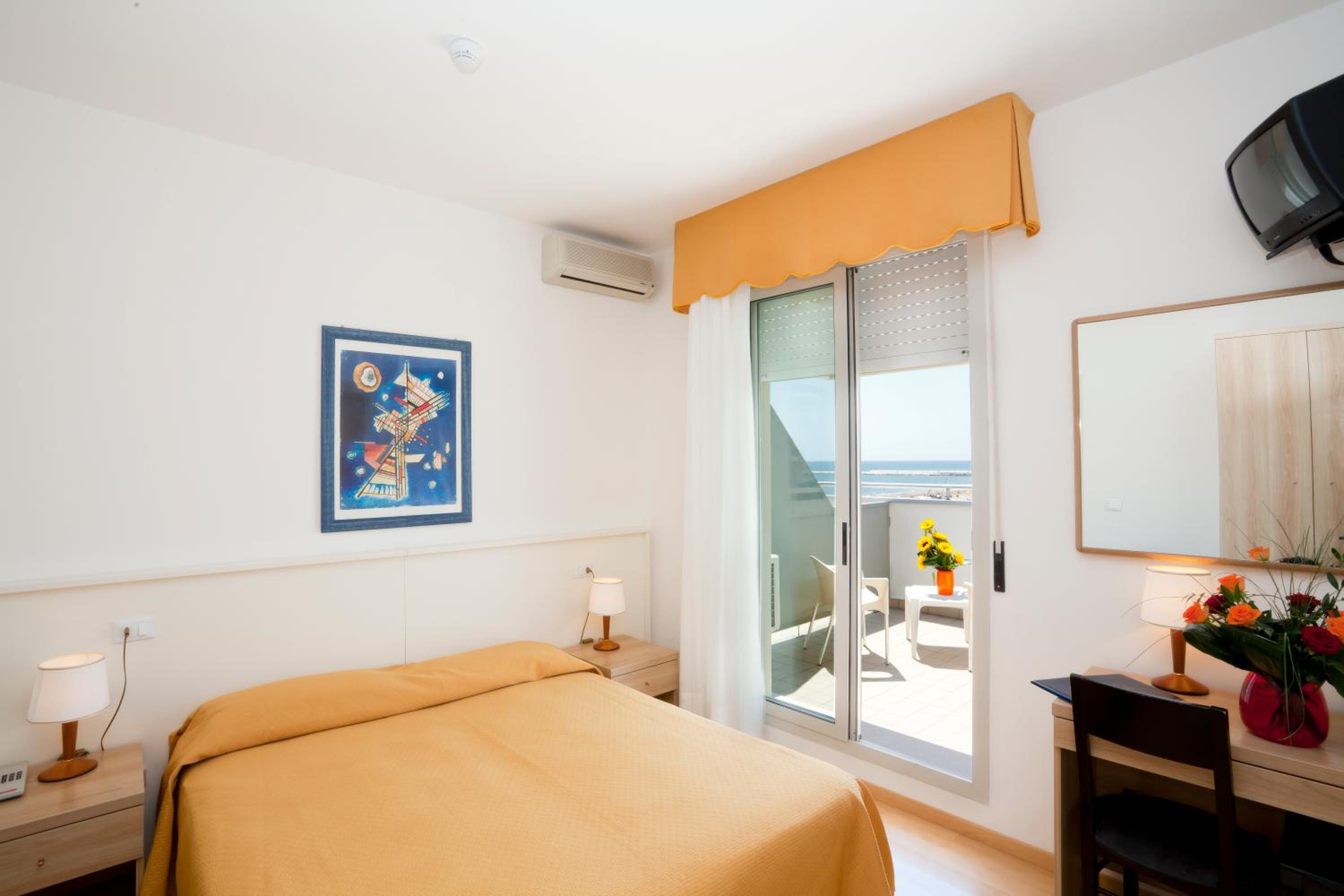 Double Room with Terrace photo 3