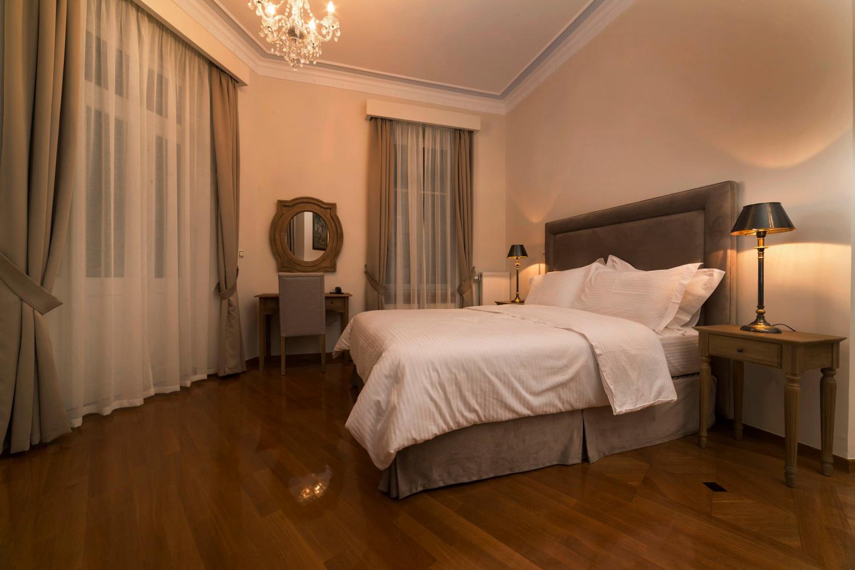 Deluxe Suite photo 3