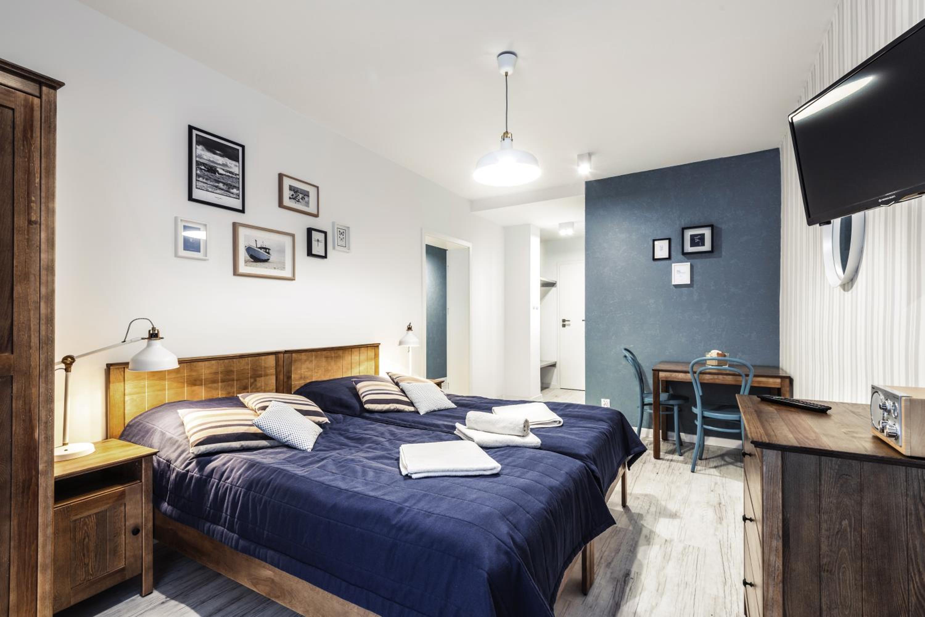 Single Room photo 2