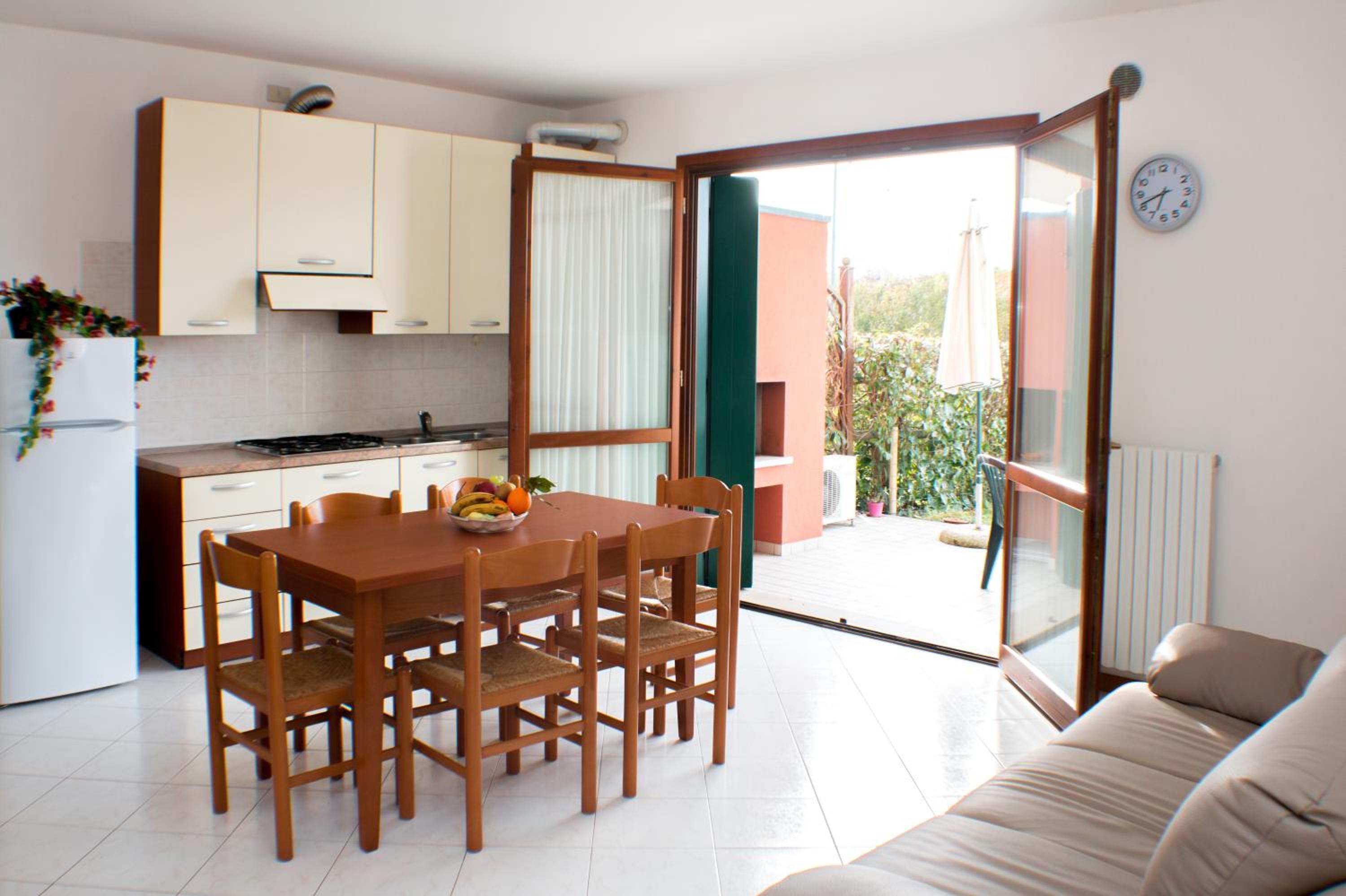 Apartment - Ground Floor photo 3