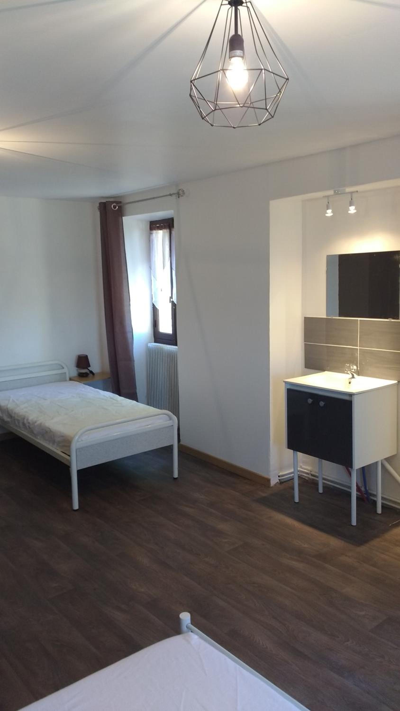 Three-Bedroom House photo 3