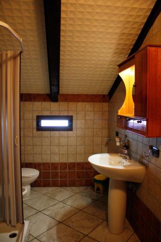 Triple Room with Private Bathroom photo 2