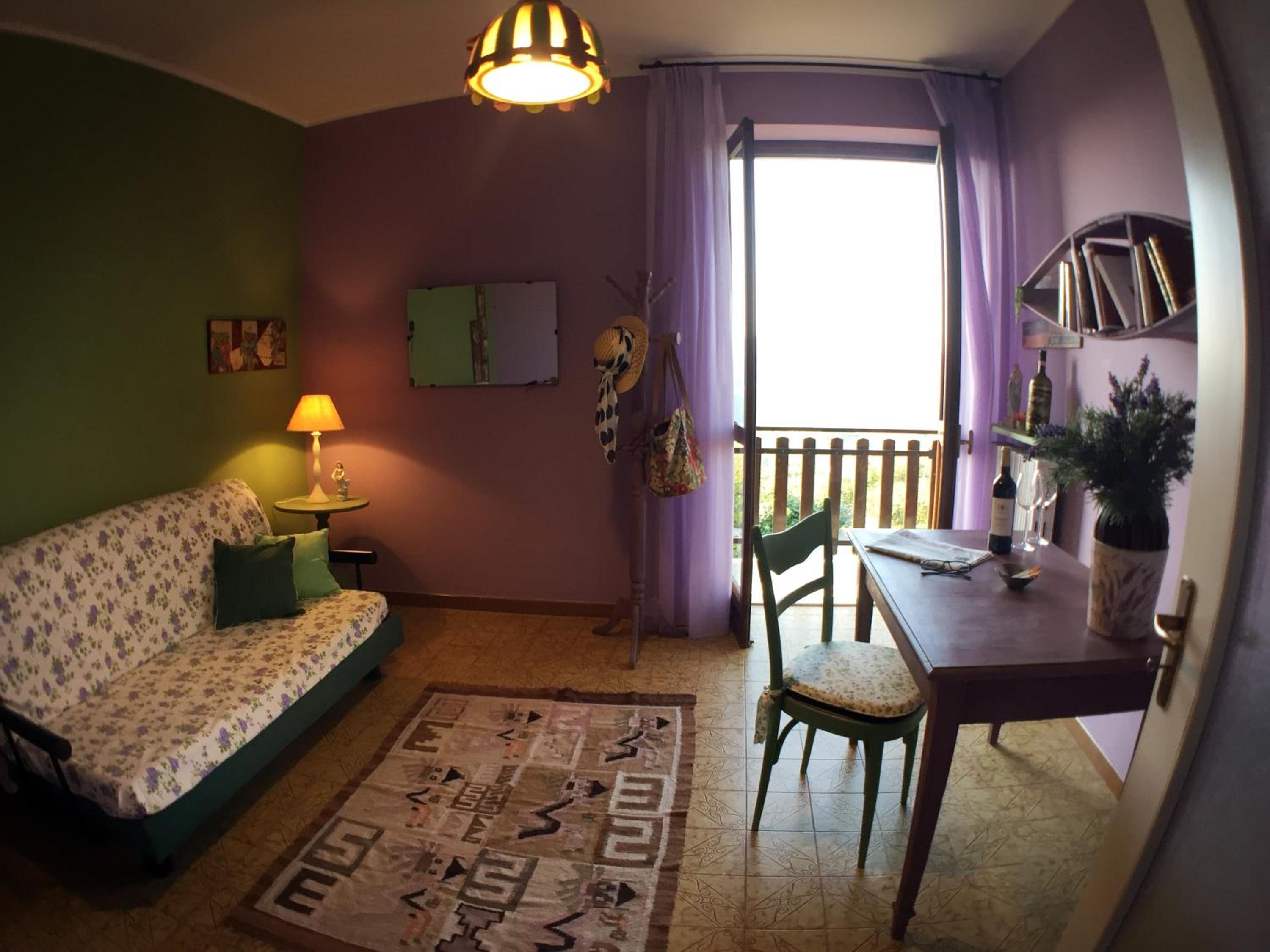 Apartment photo 2