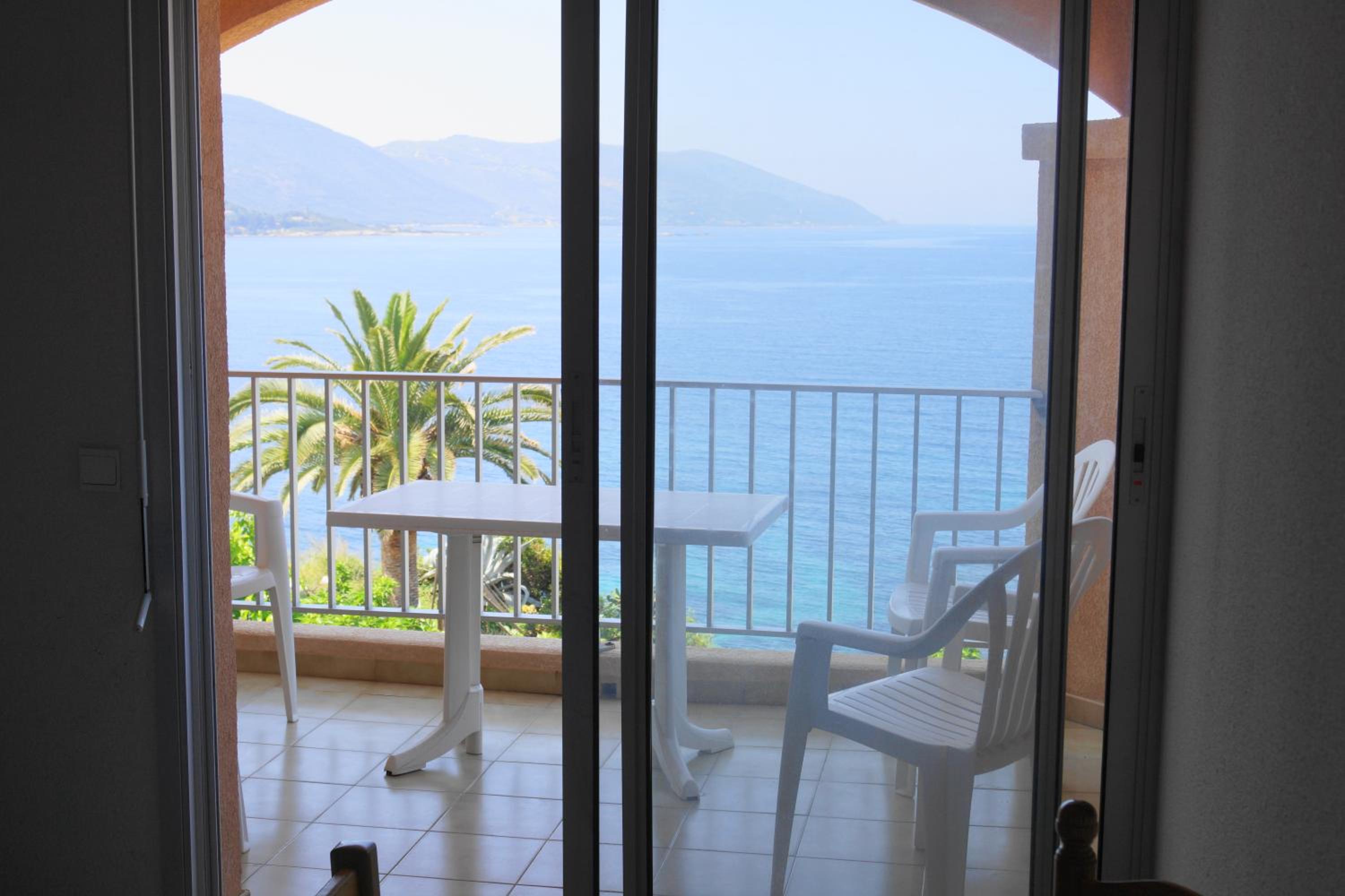 Double or Twin Room with View - Photo 21