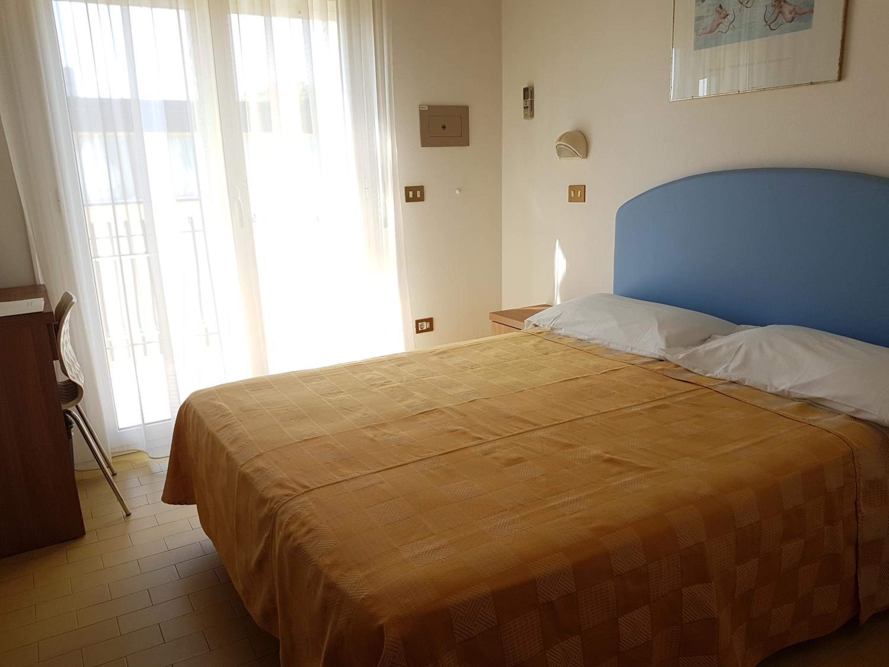 Small Double Room with Balcony photo 1