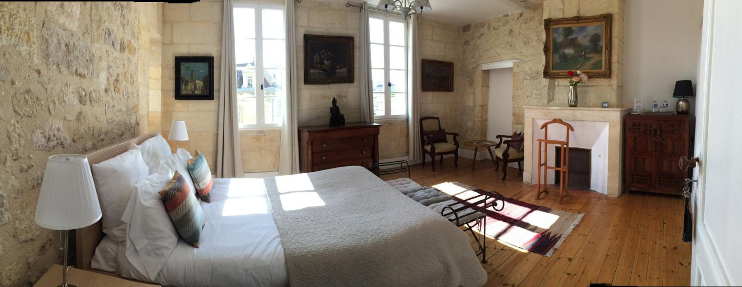Deluxe Double Room photo 3