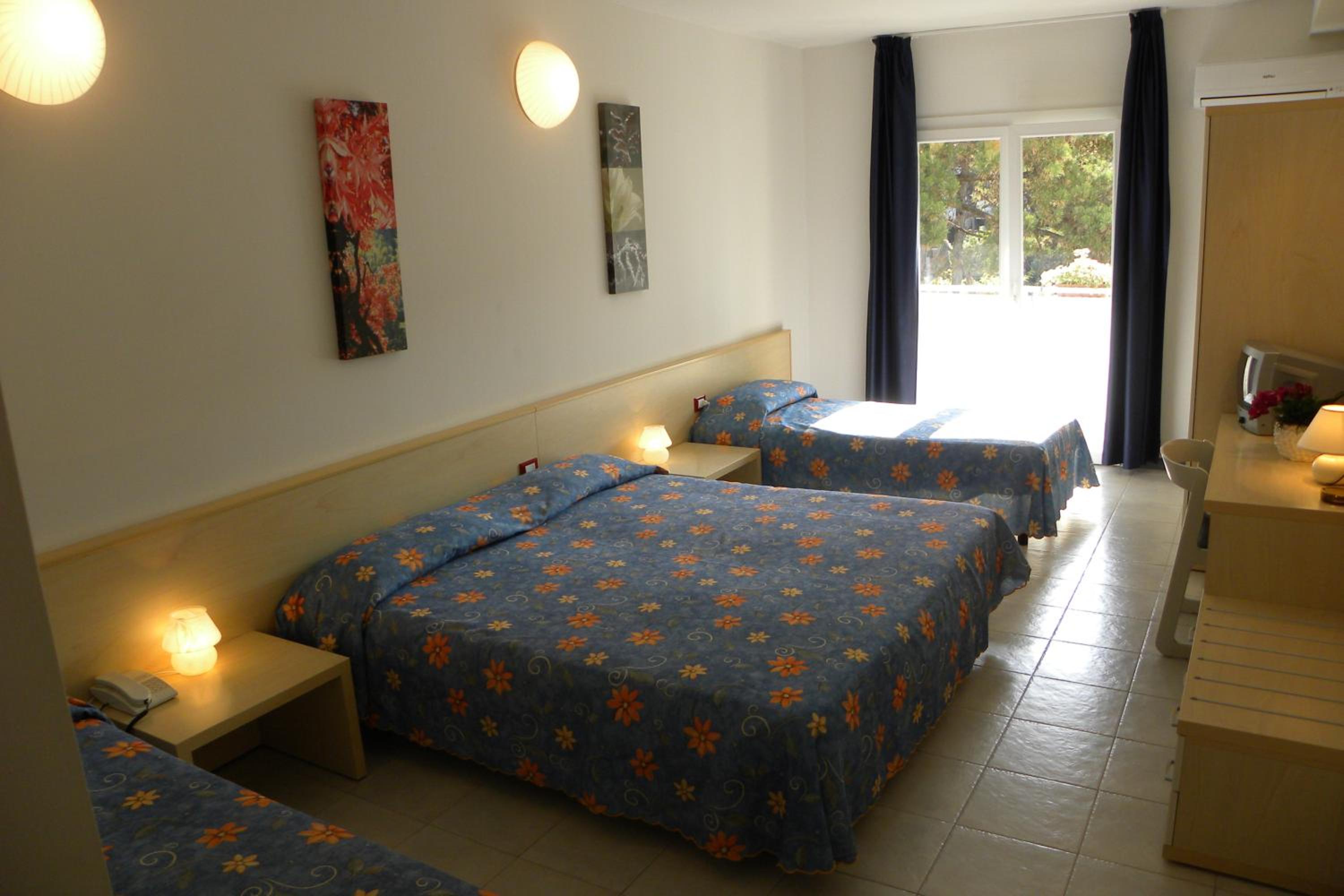 Quadruple Room with Balcony