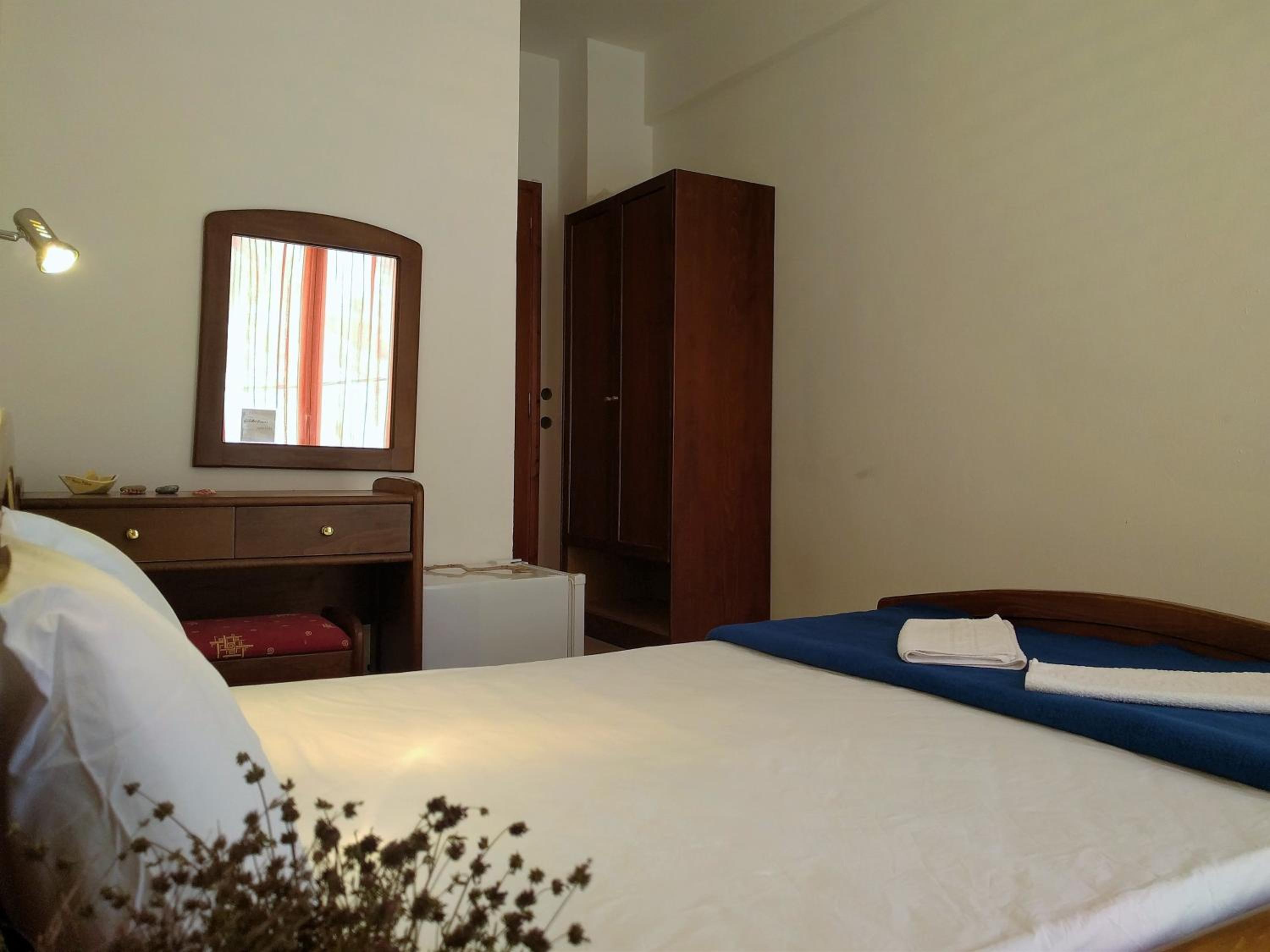 Double or Twin Room - Photo 2