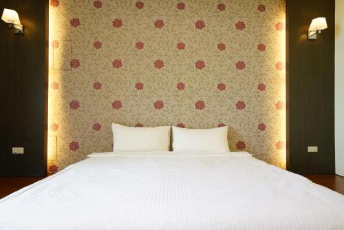 Double Room - Photo 6