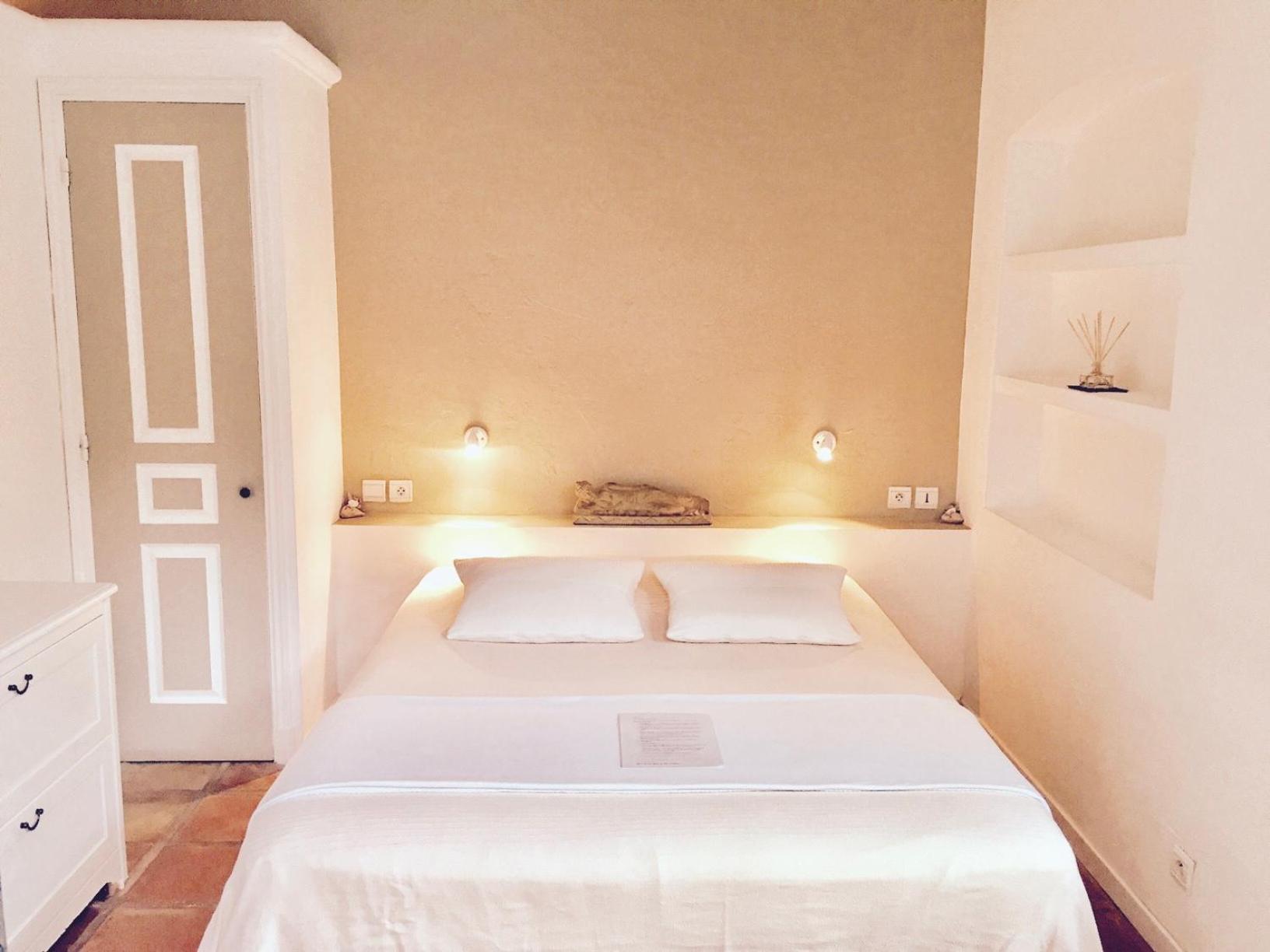 Superior Double Room with Pool View
