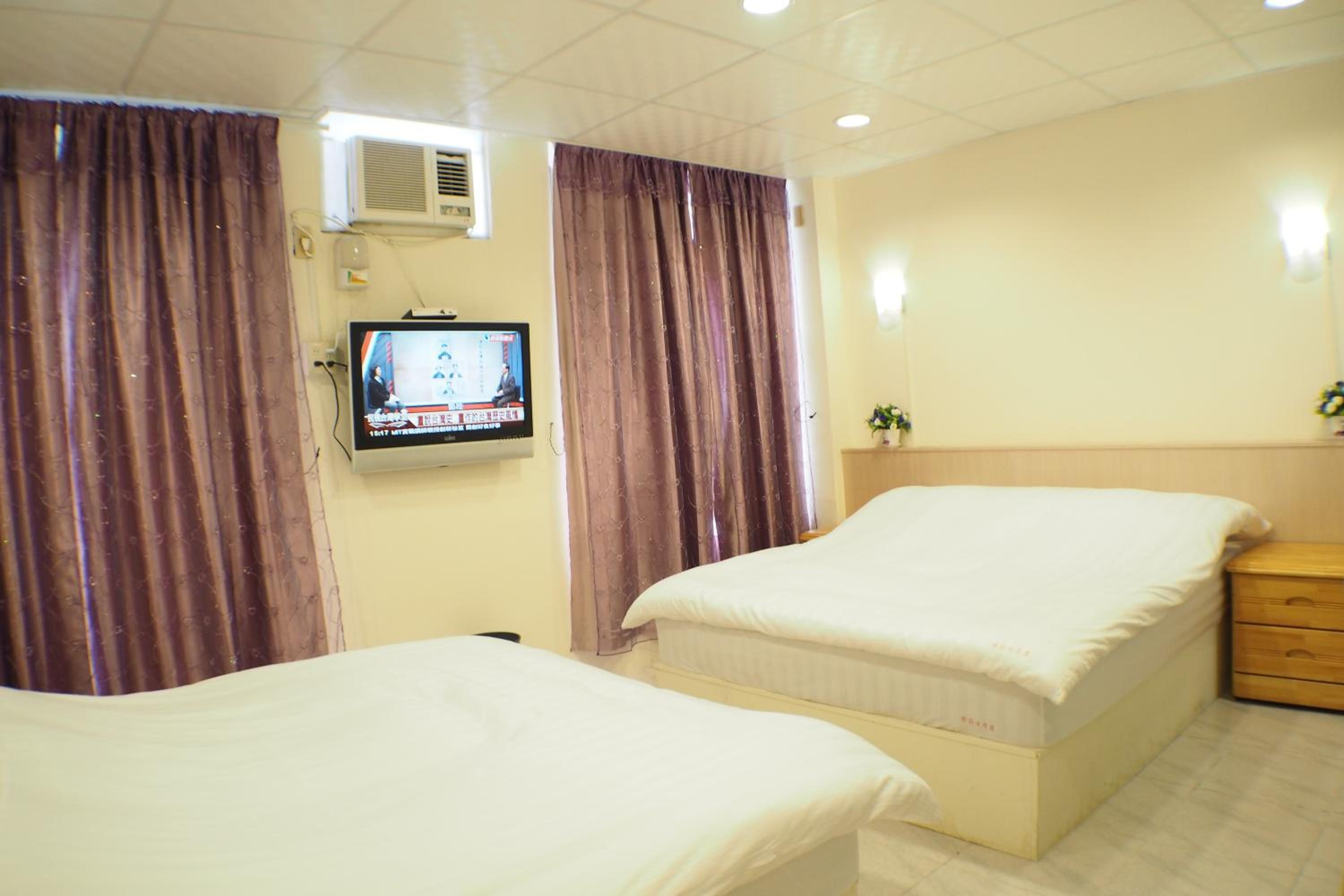 Quadruple Room photo 2