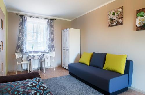 Triple Room with Private Bathroom photo 3