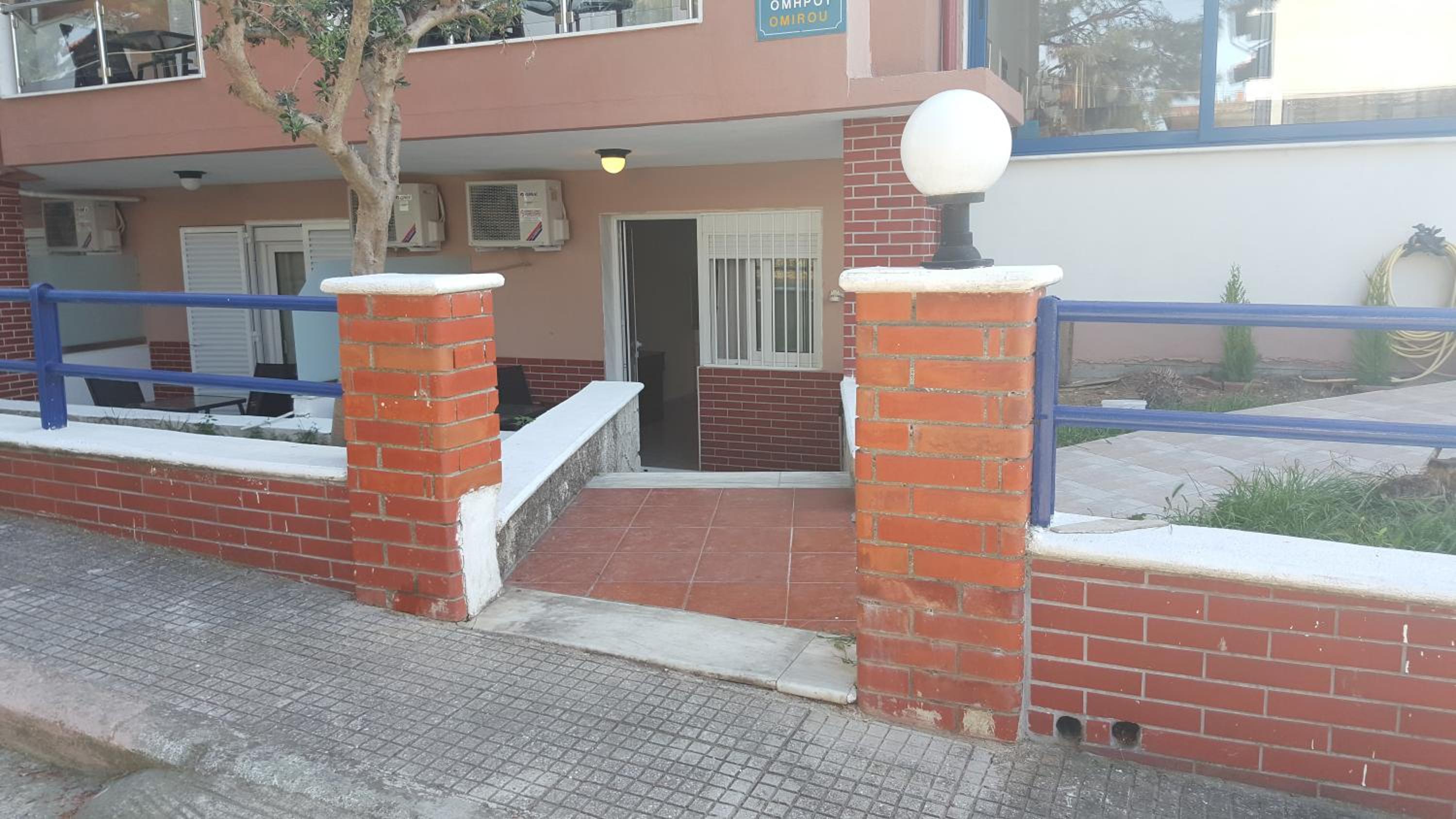 Budget Studio (2 Adults) photo 2