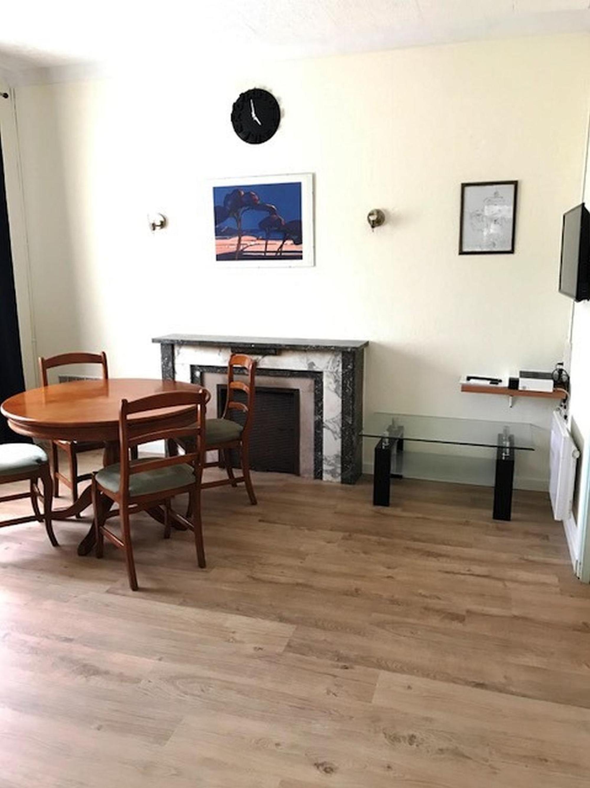 Two-Bedroom Apartment photo 2