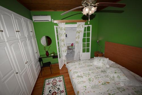 Two-Bedroom Apartment photo 3