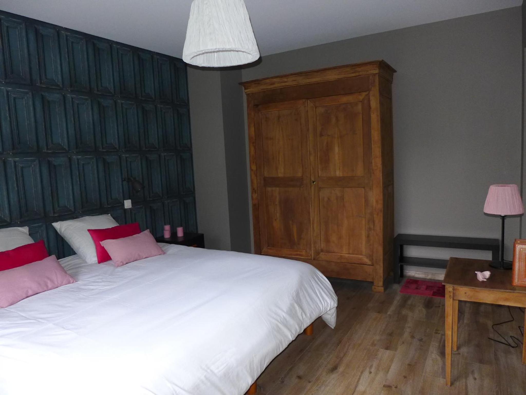 Superior King Room photo 2