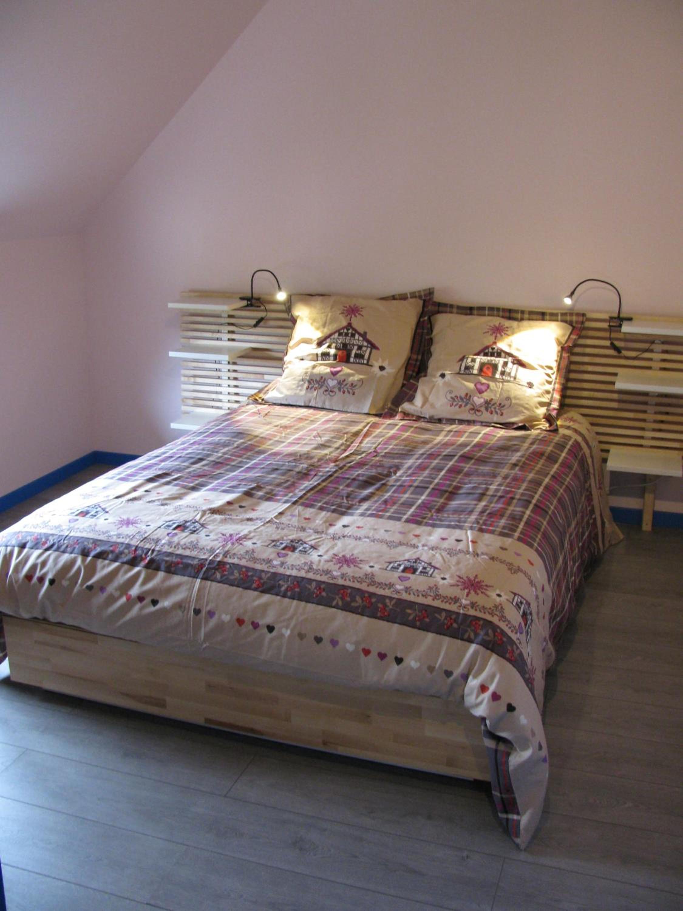Two-Bedroom House - Photo 1