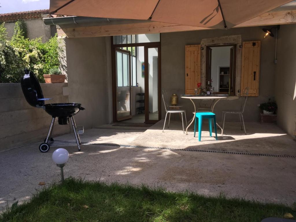 One-Bedroom House photo 2