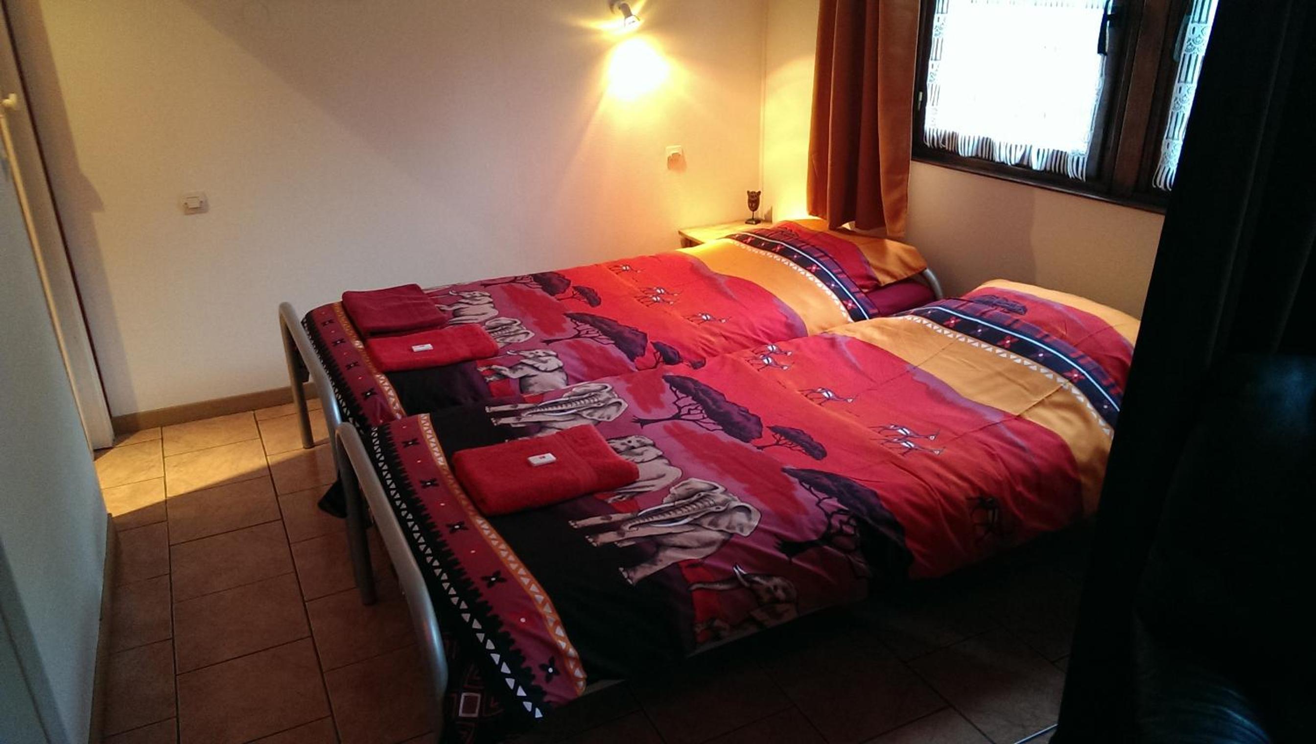 Twin Room with Private Bathroom photo 1