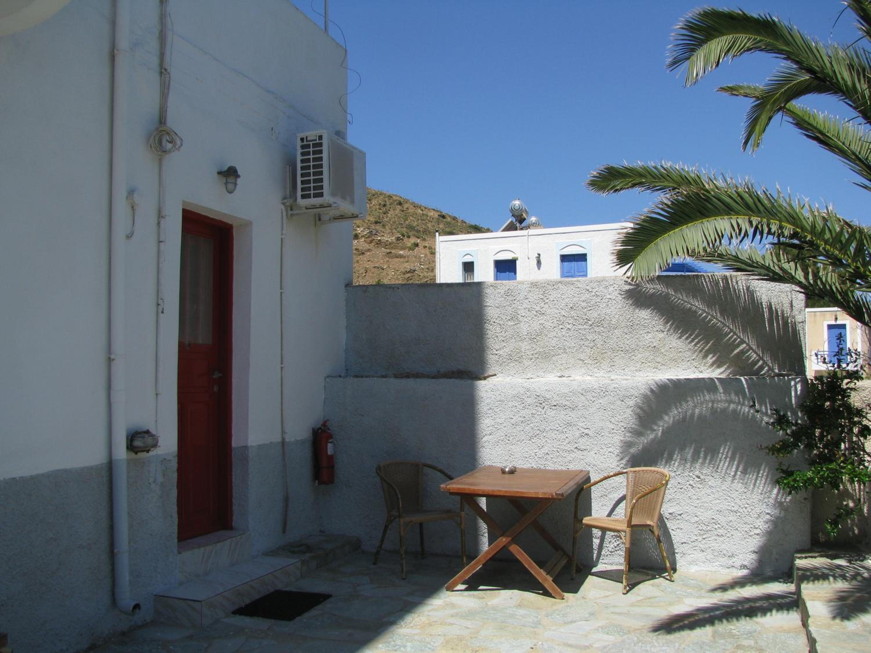 Studio with Garden View (2 Adults)