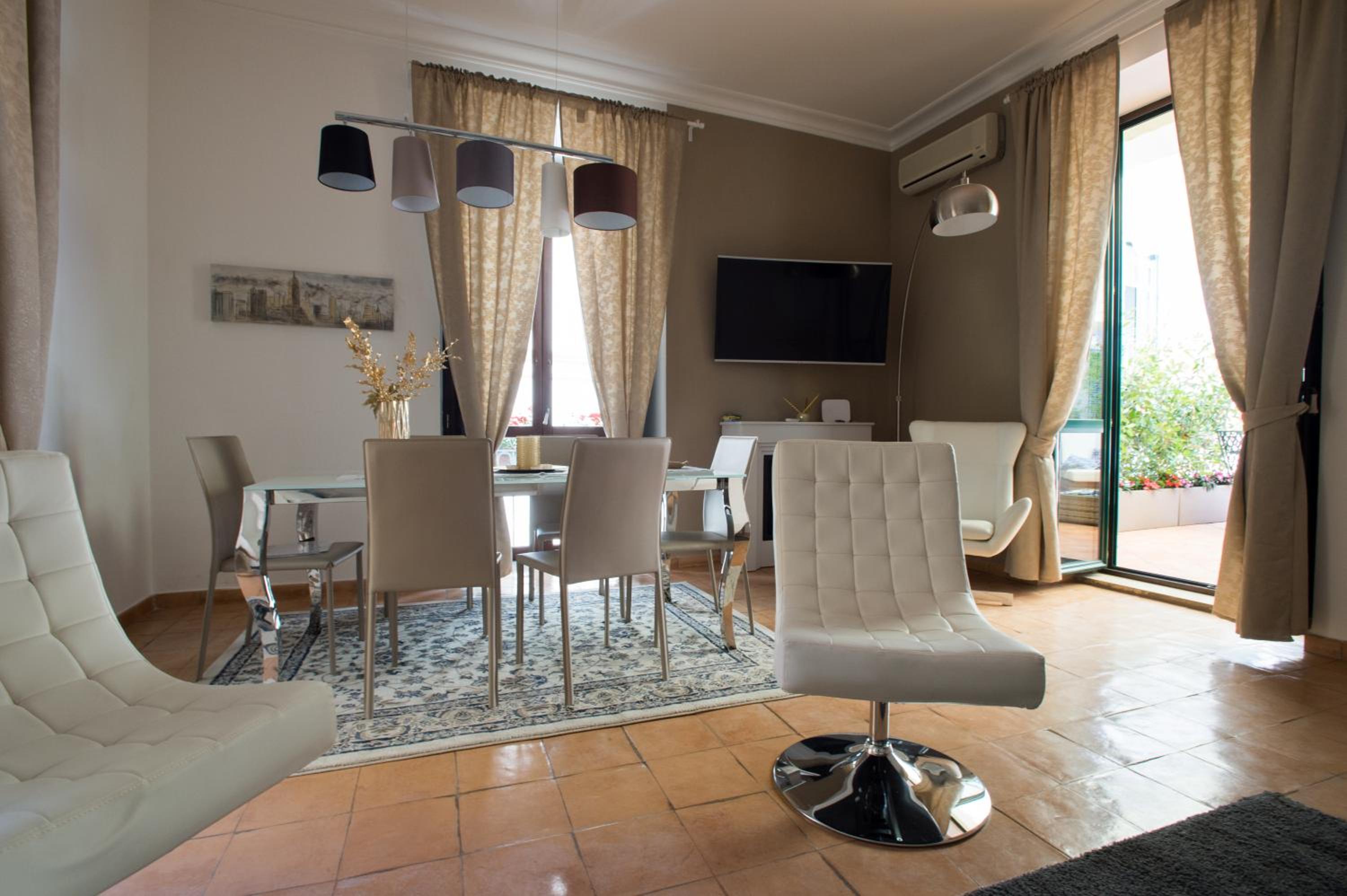 Two-Bedroom Apartment with Terrace photo 1