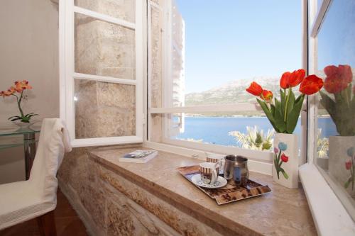 Double Room with Sea View photo 2