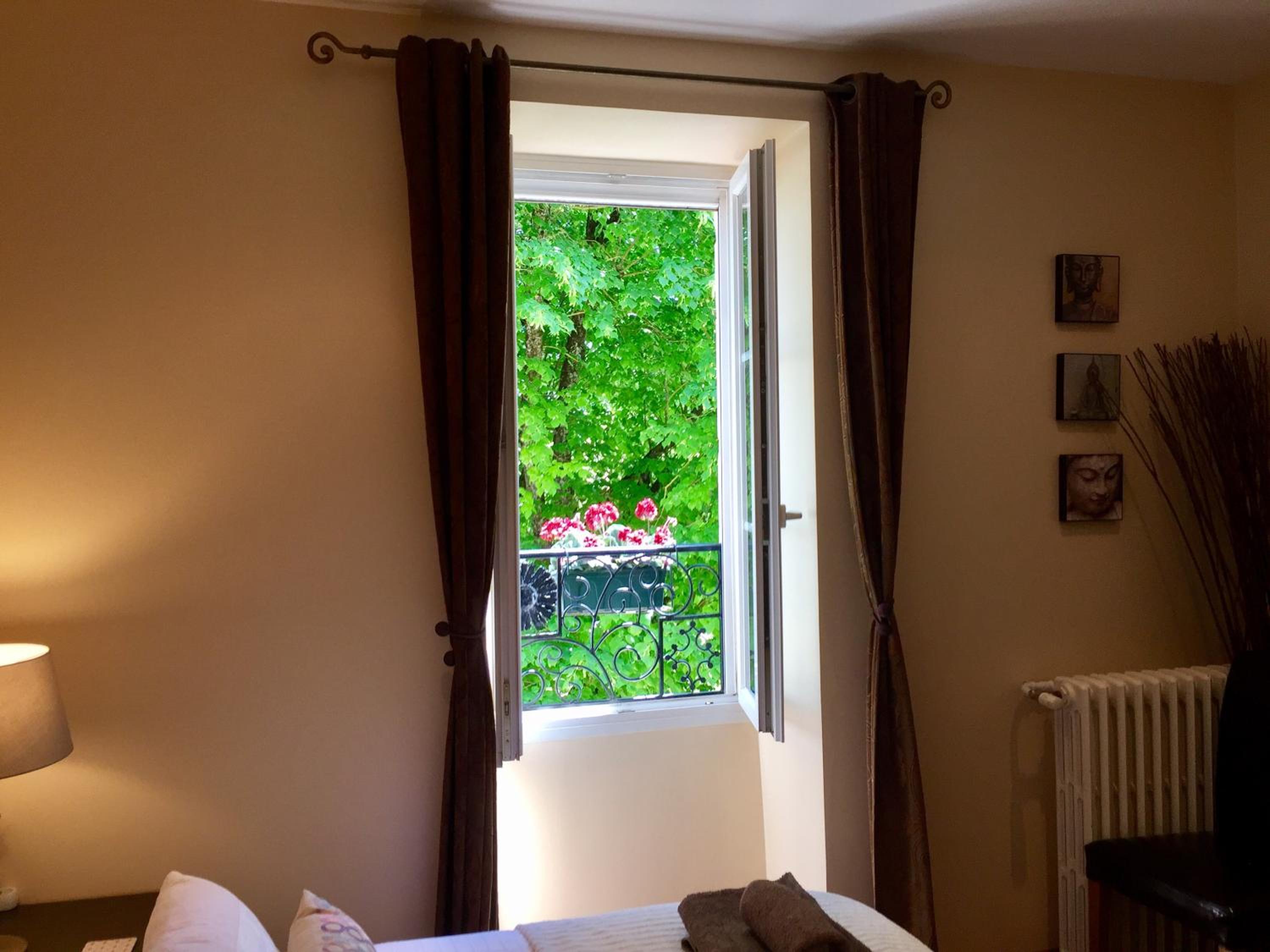 Two Bedroom Two Bathroom Suite photo 3
