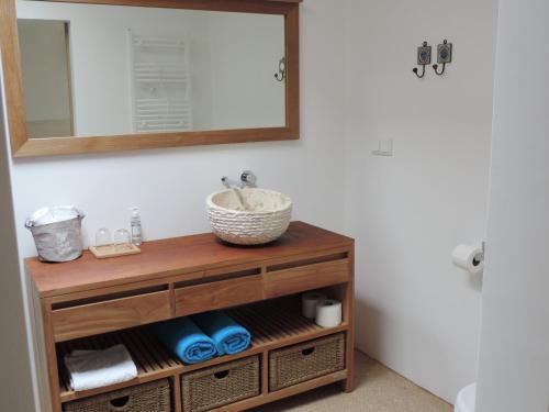 Deluxe Double or Twin Room with Garden View photo 3