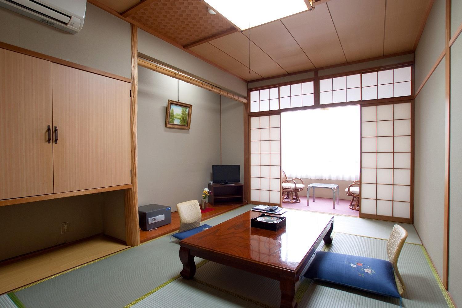 Japanese-Style Twin Room
