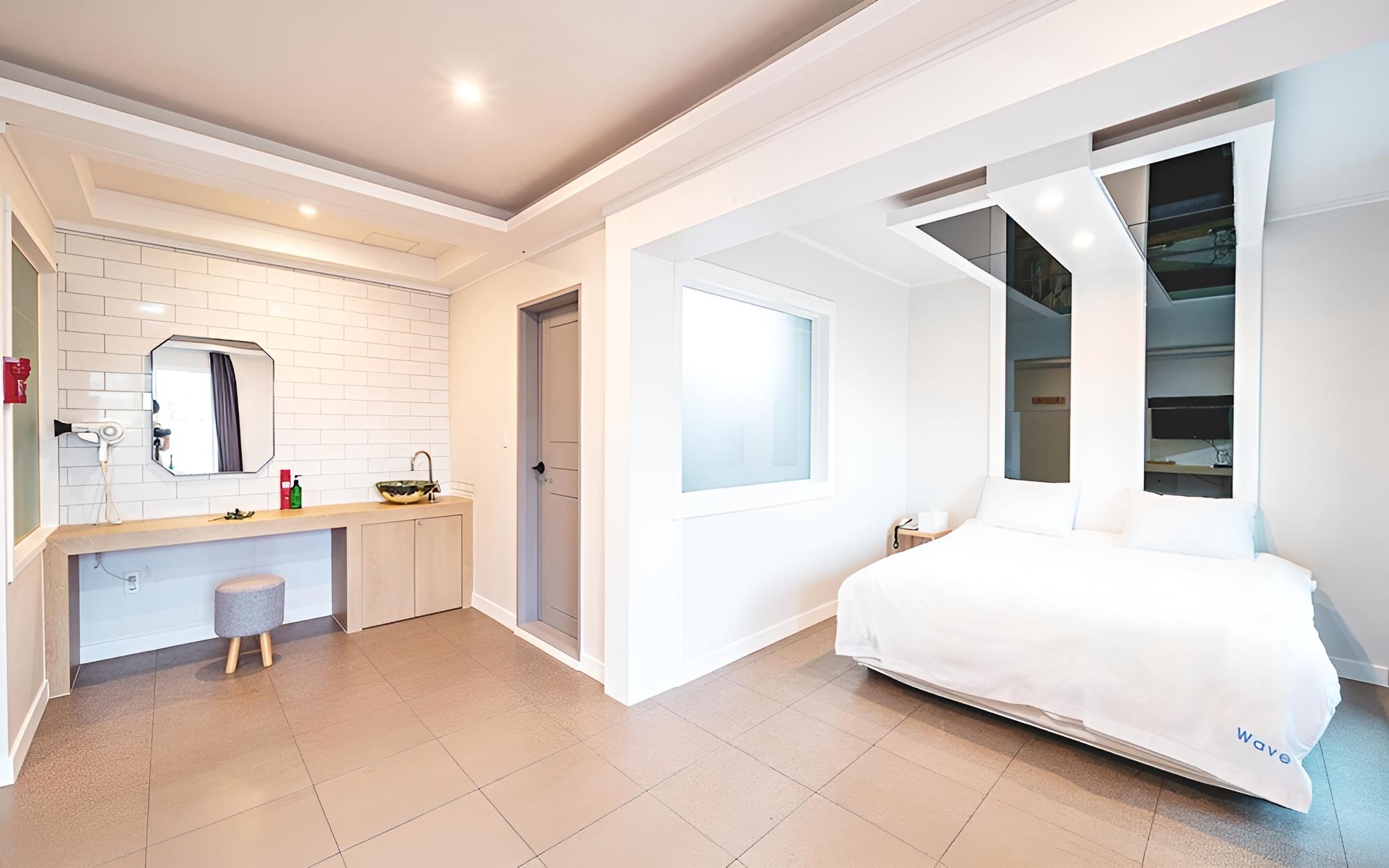Room (Pension type deluxe (self-catering))